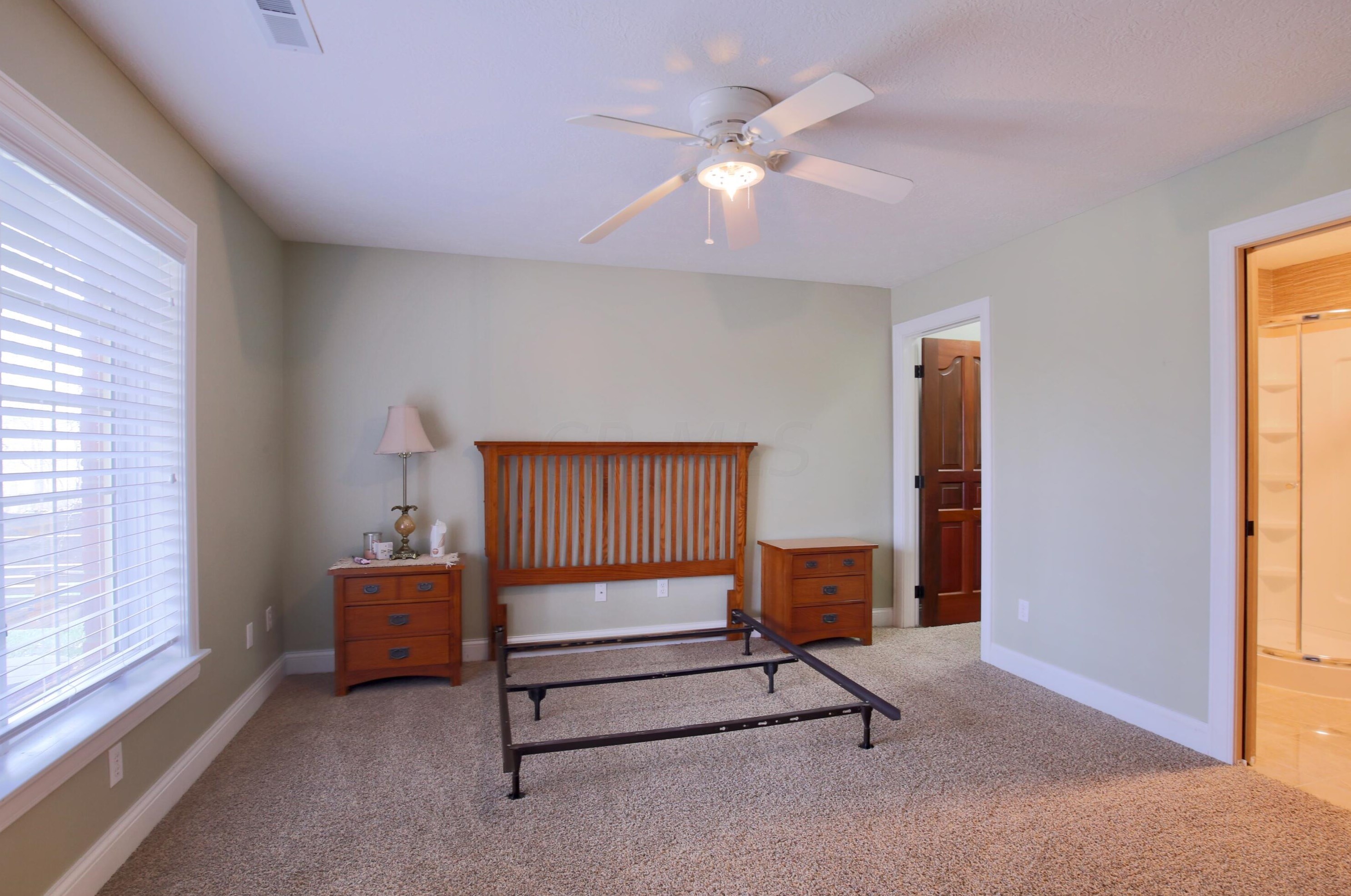 1503 Mdw Dr, Lancaster OH 43130-8280 exterior