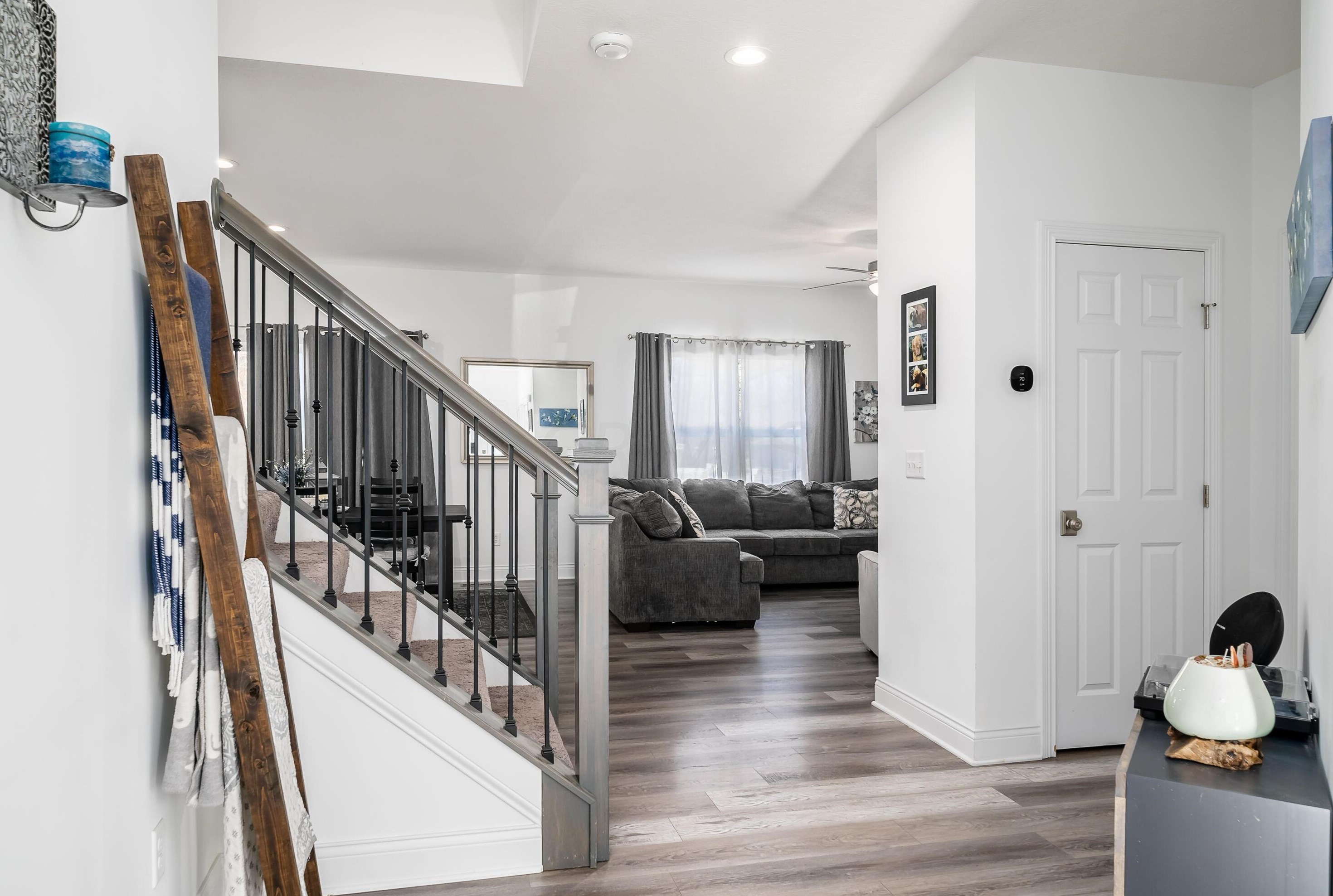 3766 Earl Ave, Columbus OH 43219-3620 exterior