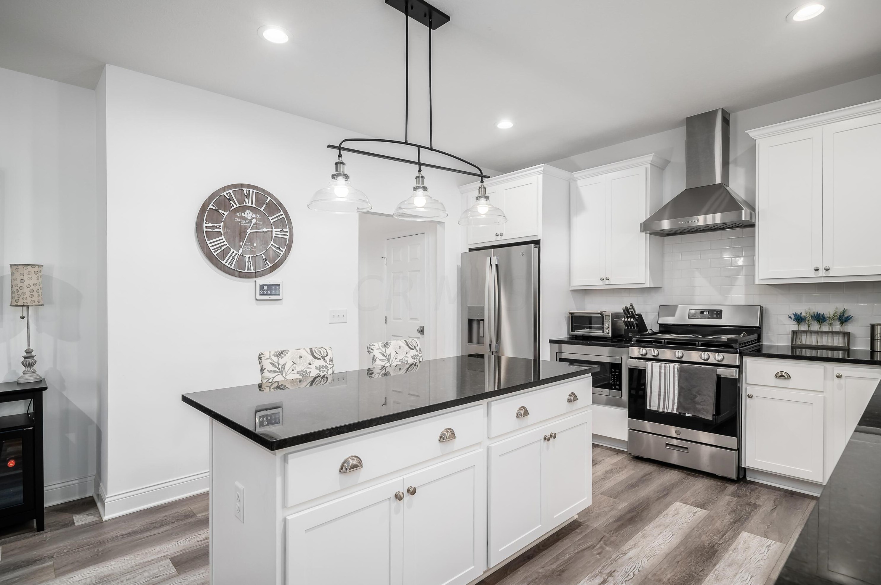 3766 Earl Ave, Columbus OH 43219-3620 exterior