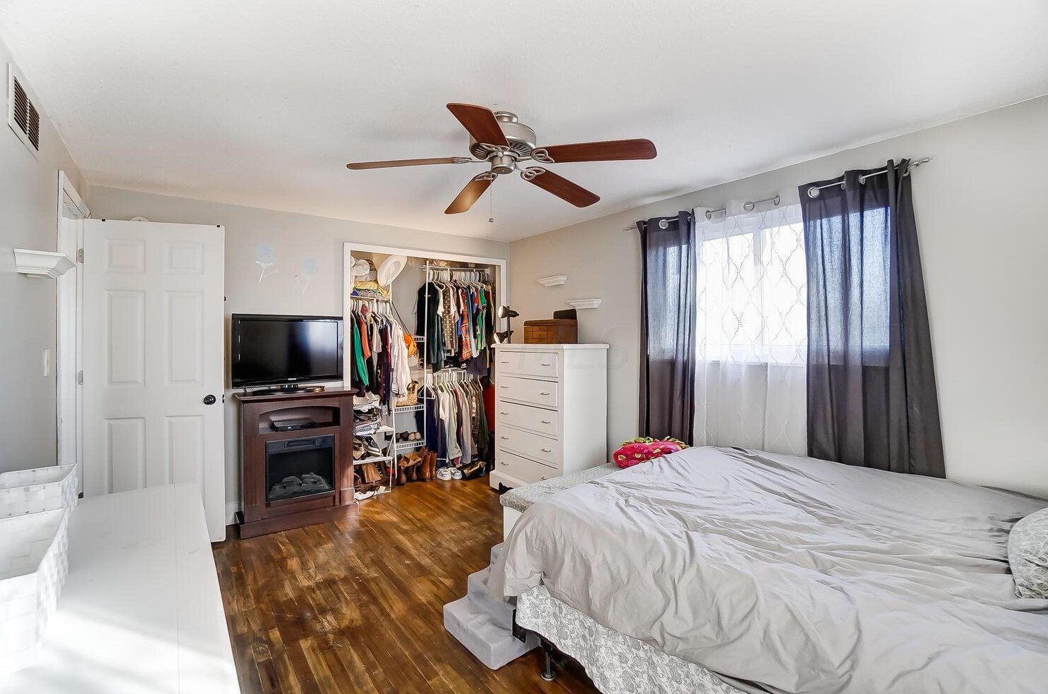 4863 Northtowne Blvd, Columbus OH 43229-5342 exterior