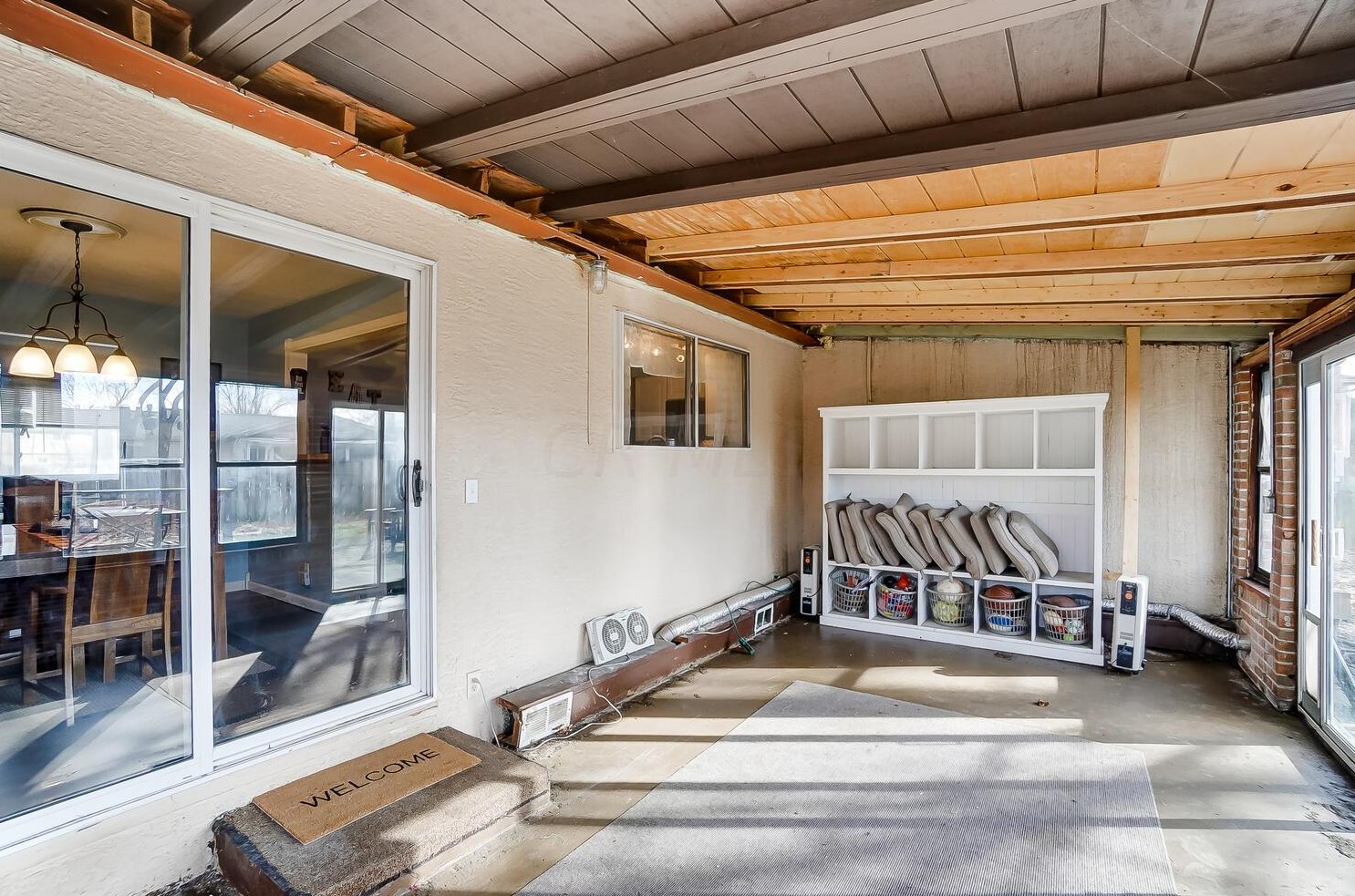 4863 Northtowne Blvd, Columbus OH 43229-5342 exterior