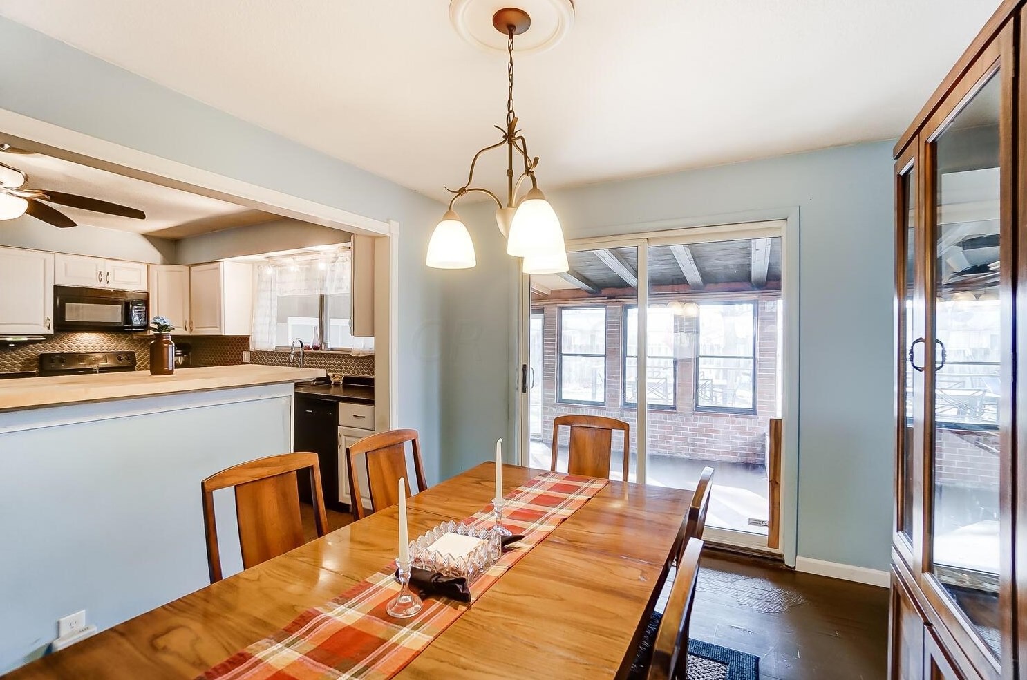 4863 Northtowne Blvd, Columbus OH 43229-5342 exterior