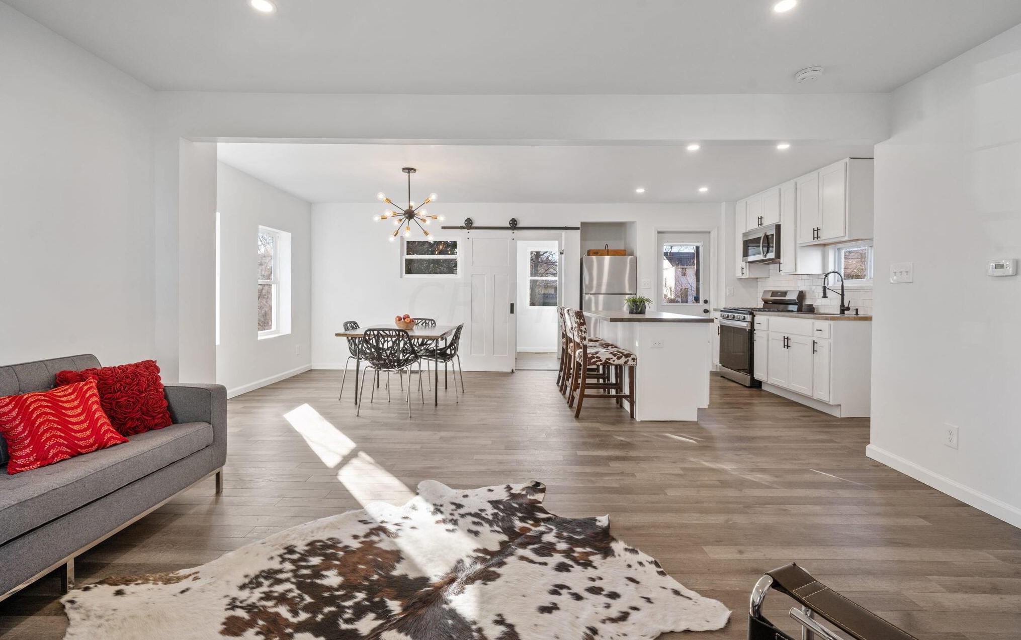 1521 Maynard Ave, Columbus OH 43202-2941 exterior