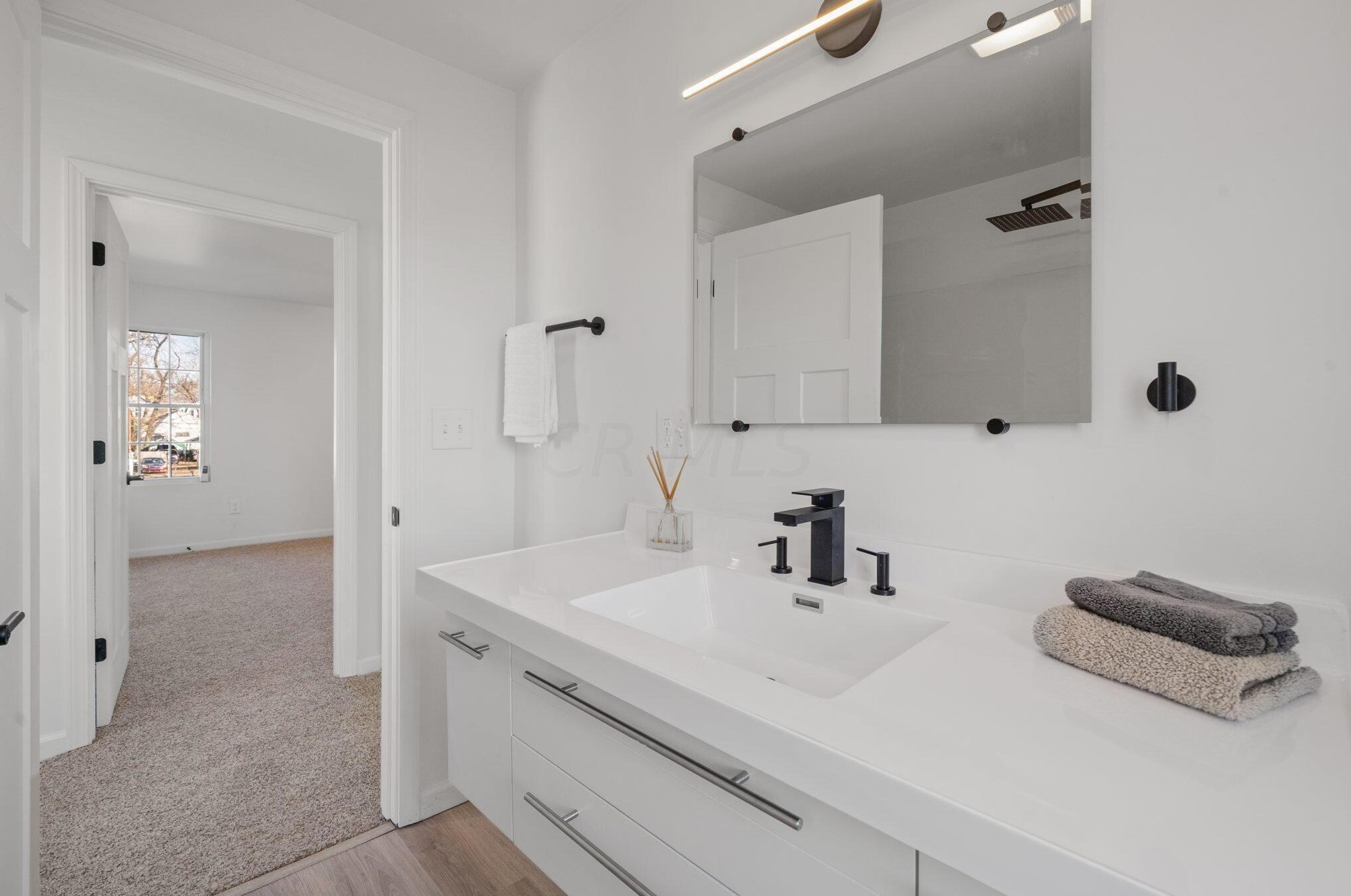 1521 Maynard Ave, Columbus OH 43202-2941 exterior