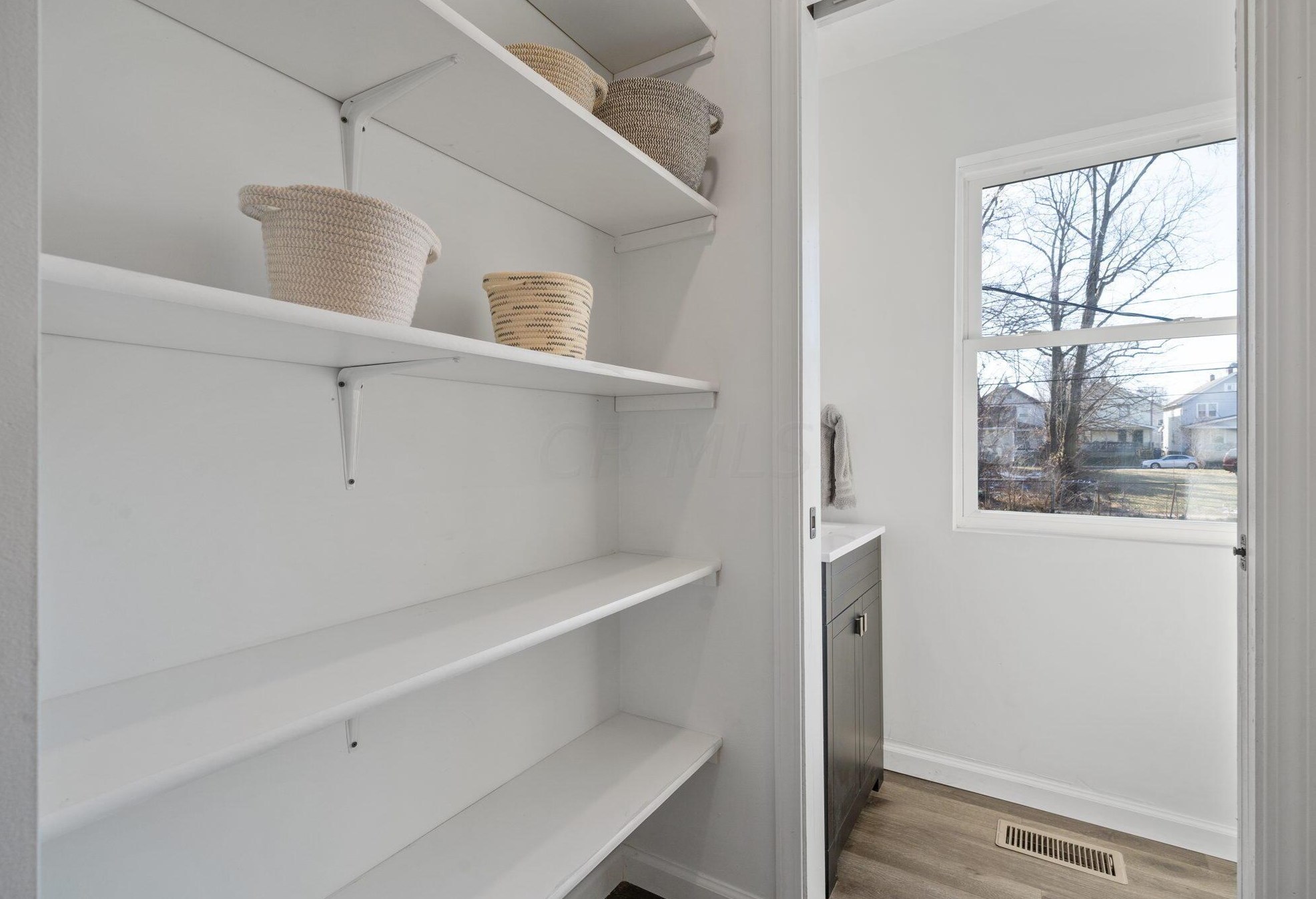 1521 Maynard Ave, Columbus OH 43202-2941 exterior