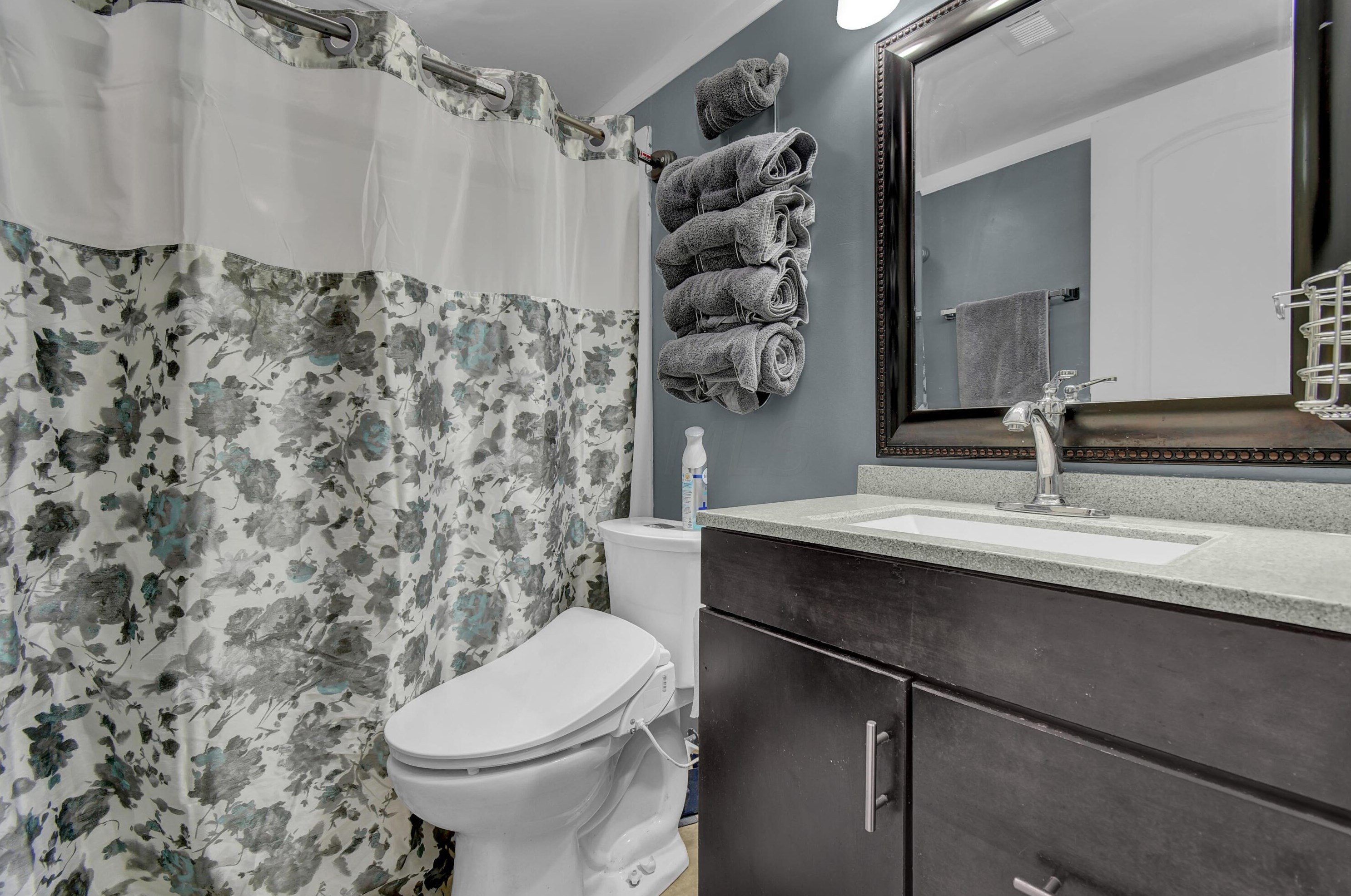 7672 Garrison Dr, Columbus OH 43085-5349 exterior