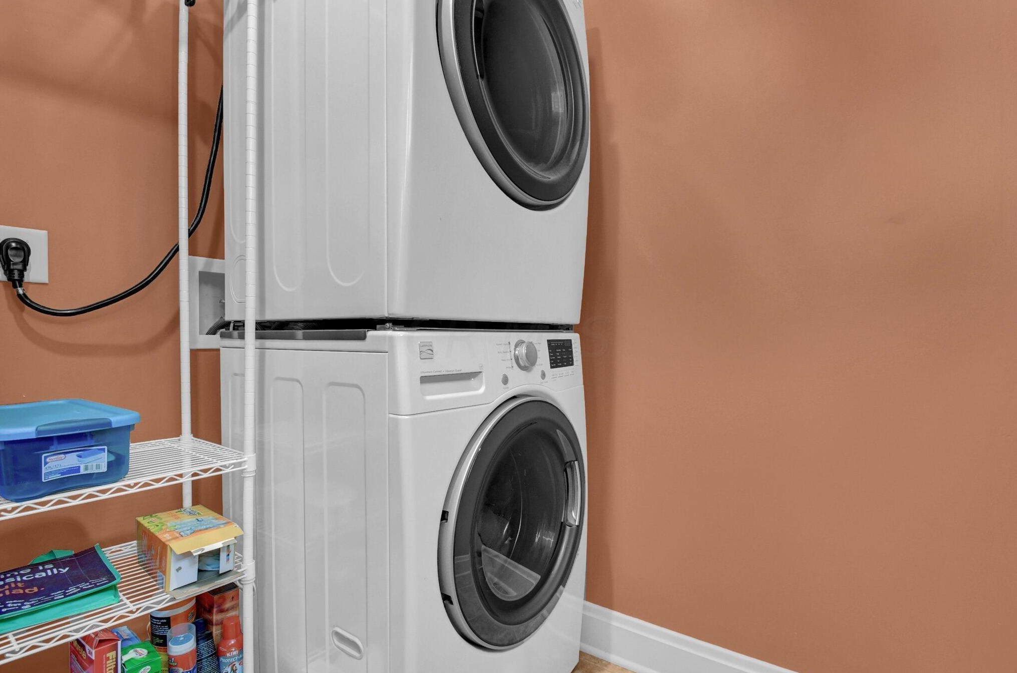 519 Milford Ave, Columbus OH 43202-1311 exterior