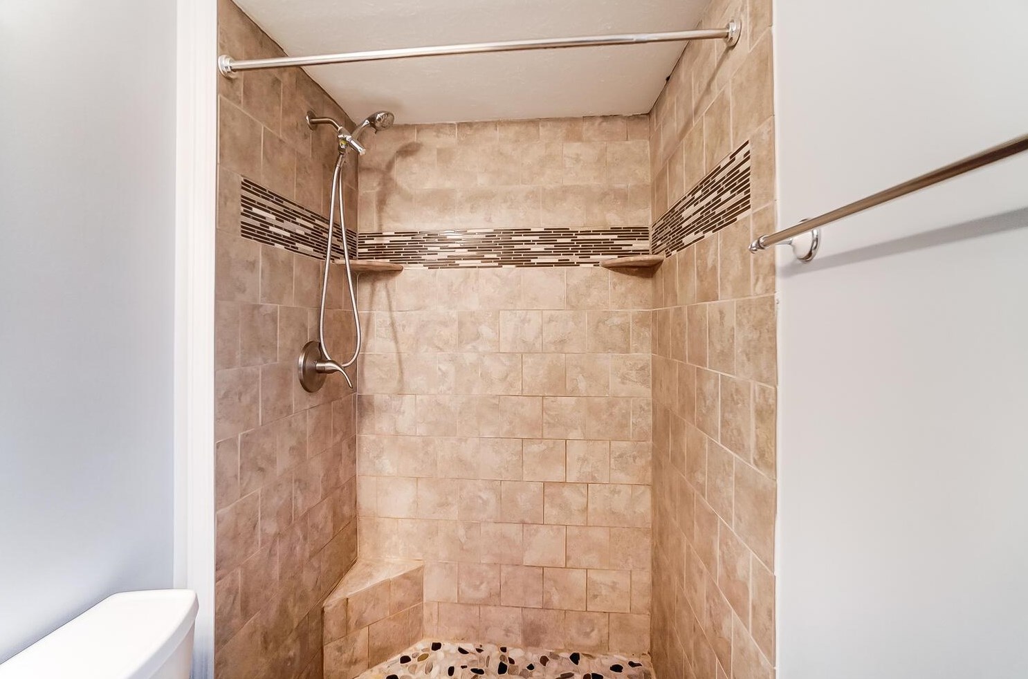 1787 Hillandale Ave, Columbus OH 43229-1442 exterior