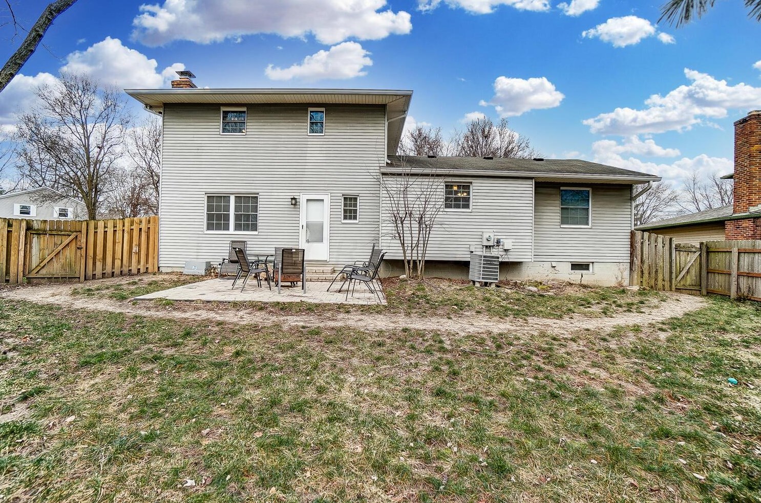 1787 Hillandale Ave, Columbus OH 43229-1442 exterior