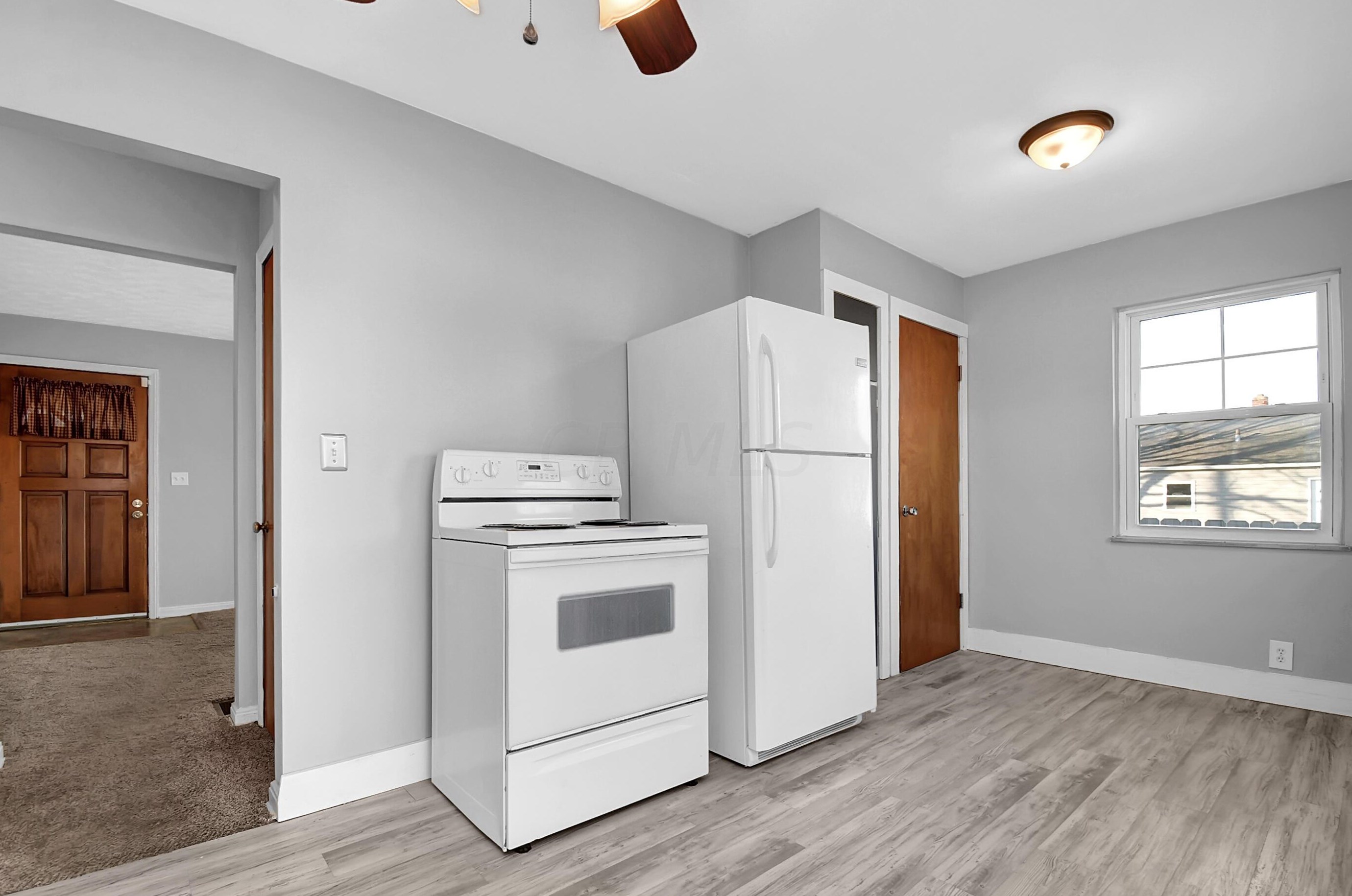 502 Derrer Rd, Columbus OH 43204-1145 exterior