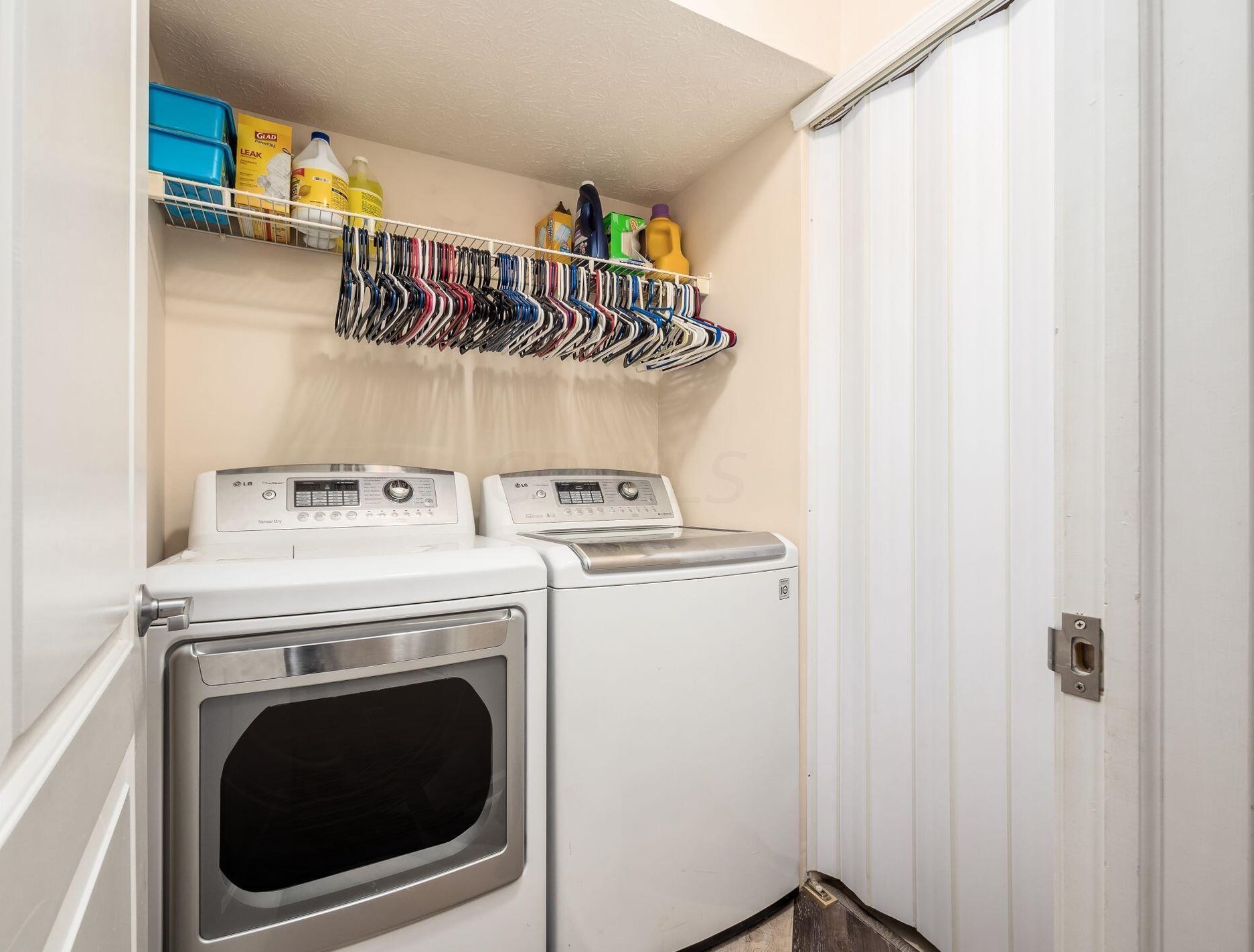 1955 Fortstone Ln, Columbus OH exterior