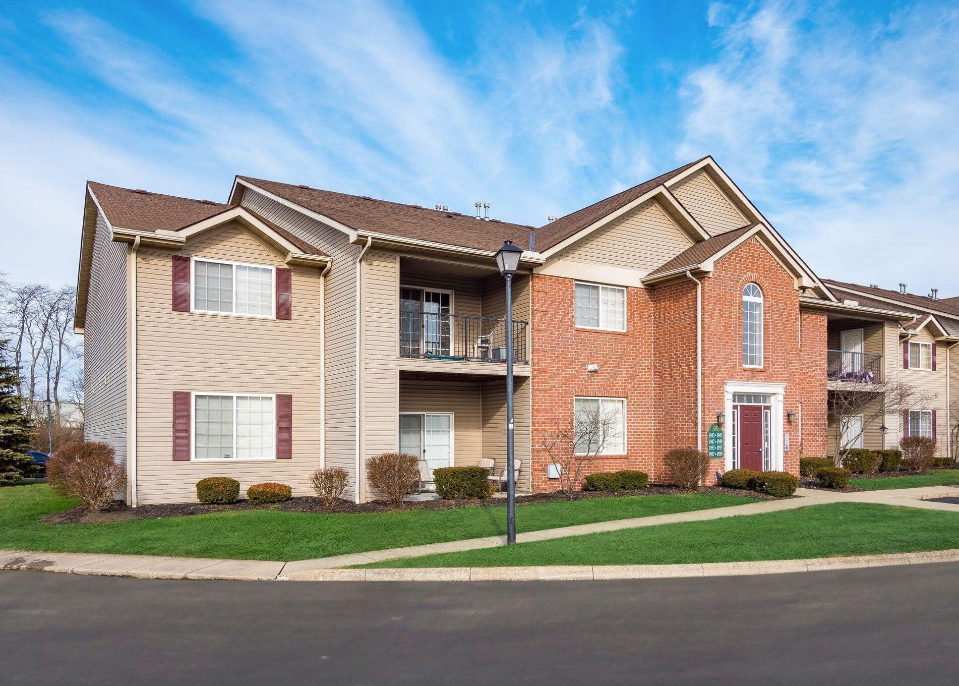 1955 Fortstone Ln, Columbus OH exterior