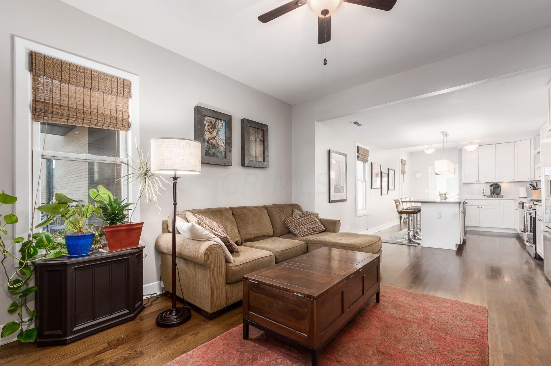 161 4 Ave, Columbus OH 43201-3770 exterior