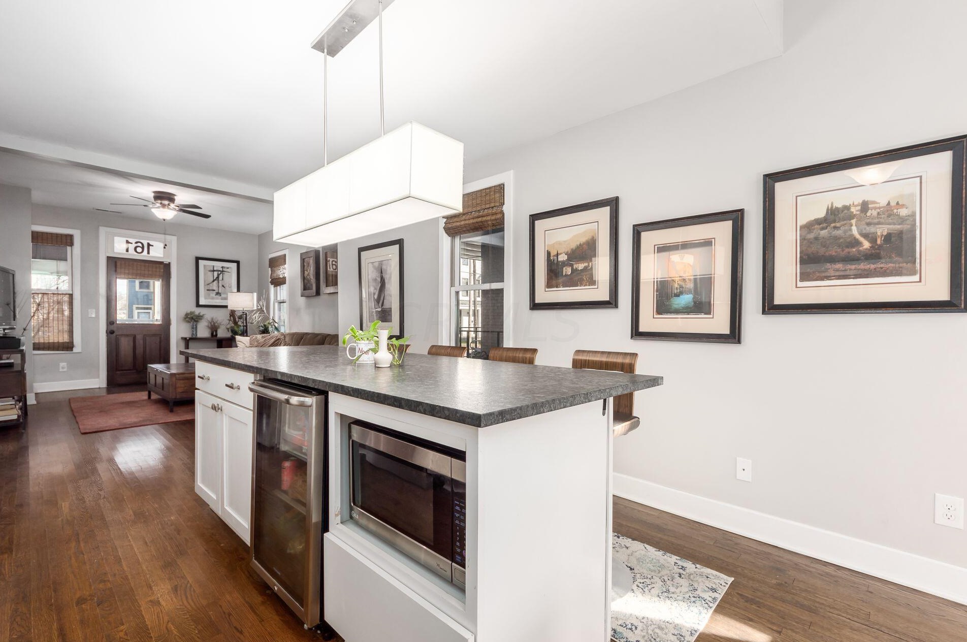 161 4 Ave, Columbus OH 43201-3770 exterior