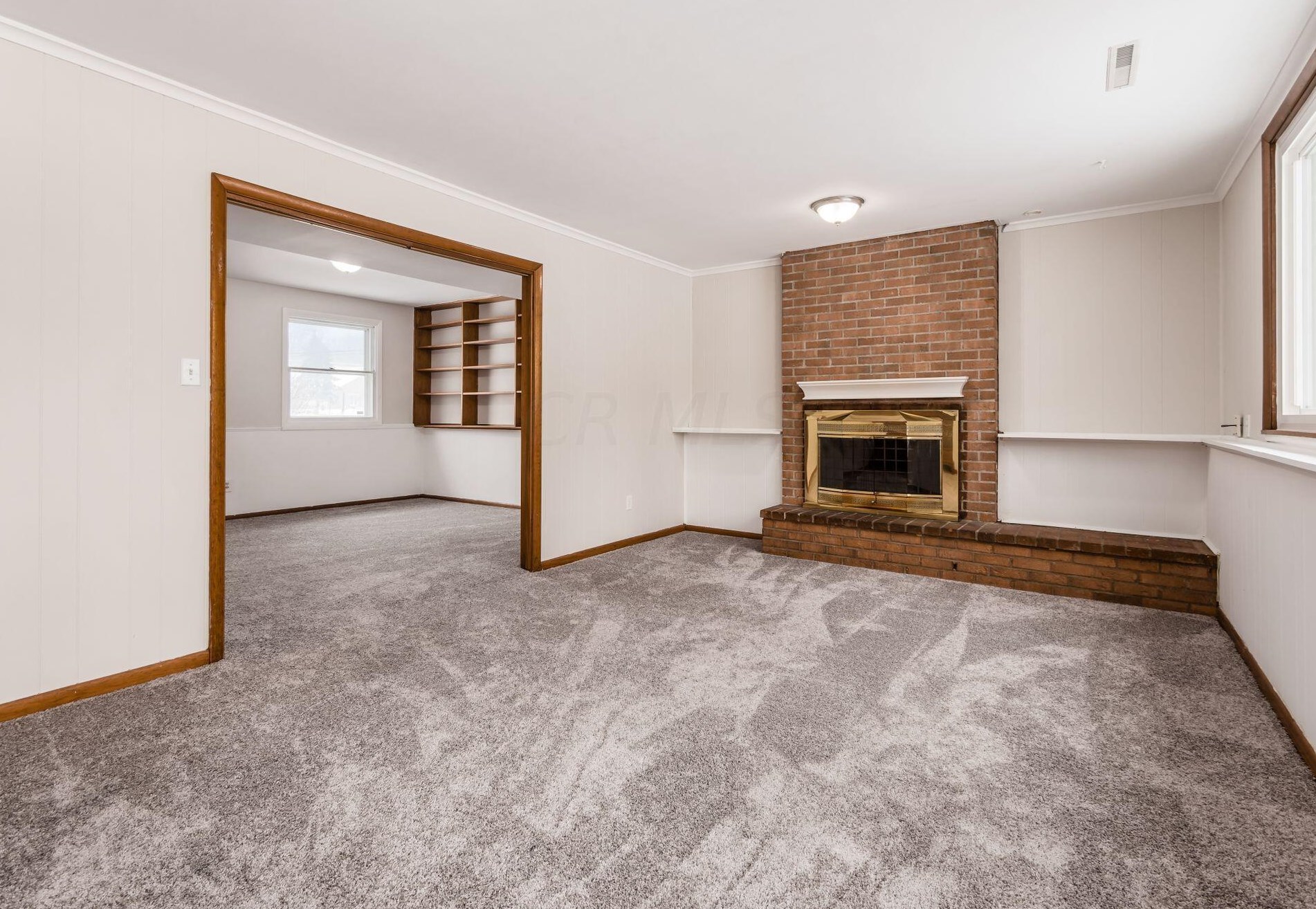 953 Larkstone, Columbus OH 43235-3422 exterior