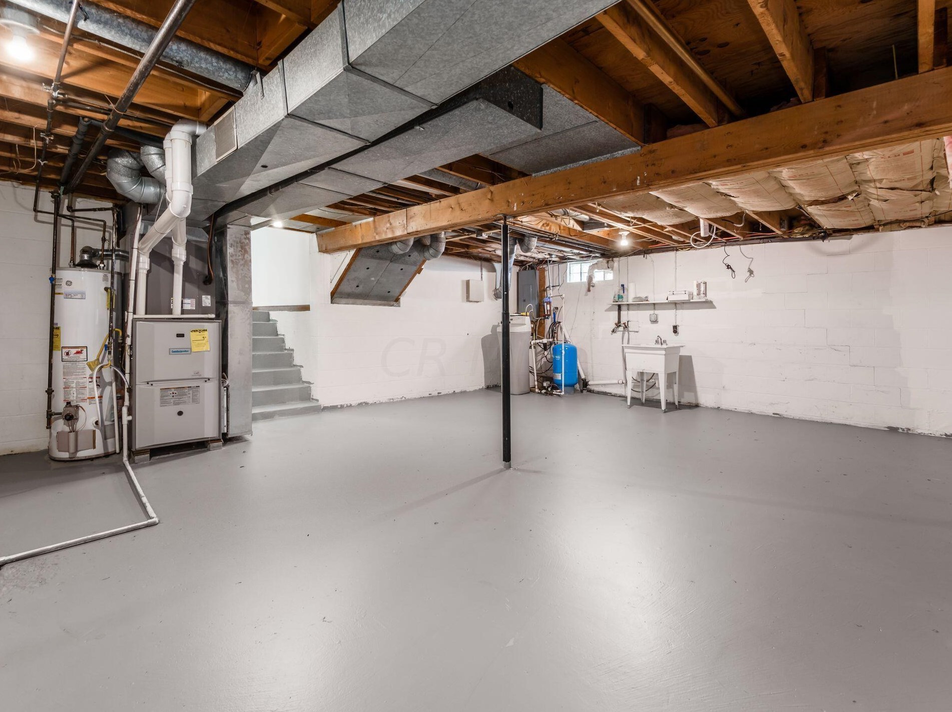 953 Larkstone, Columbus OH 43235-3422 exterior