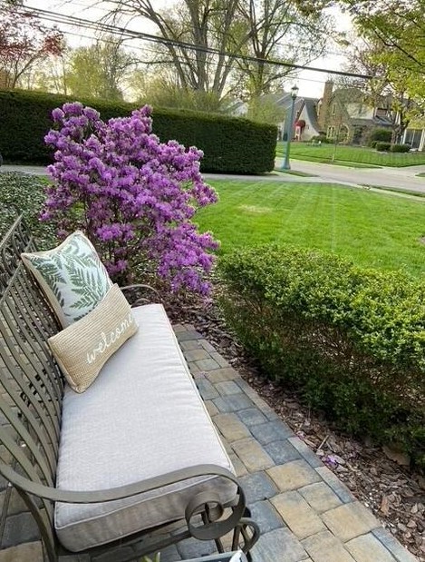 1475 Essex Rd, Columbus OH 43221-3841 exterior