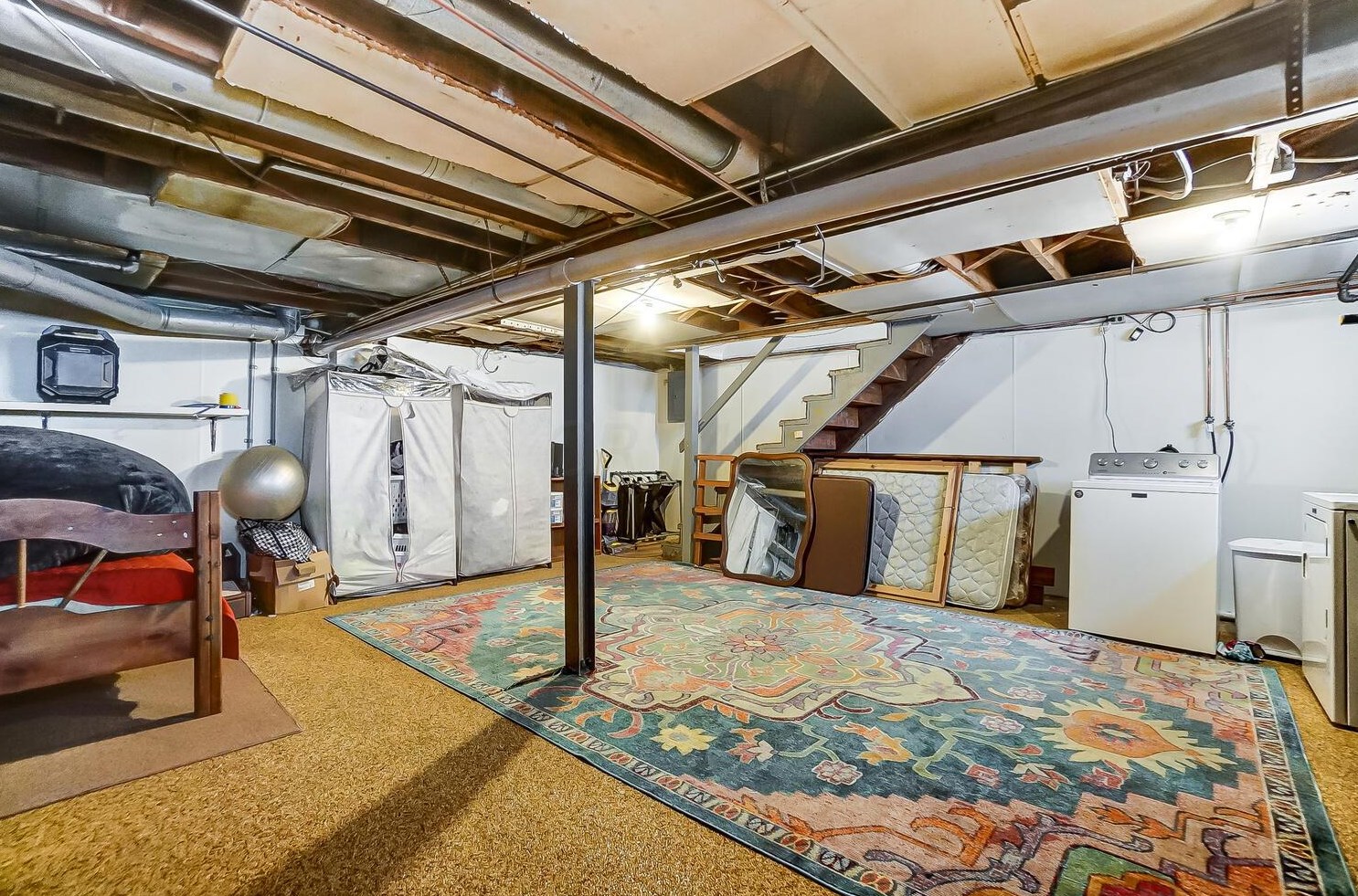 3032 Wicklow Rd, Columbus OH 43204-2554 exterior