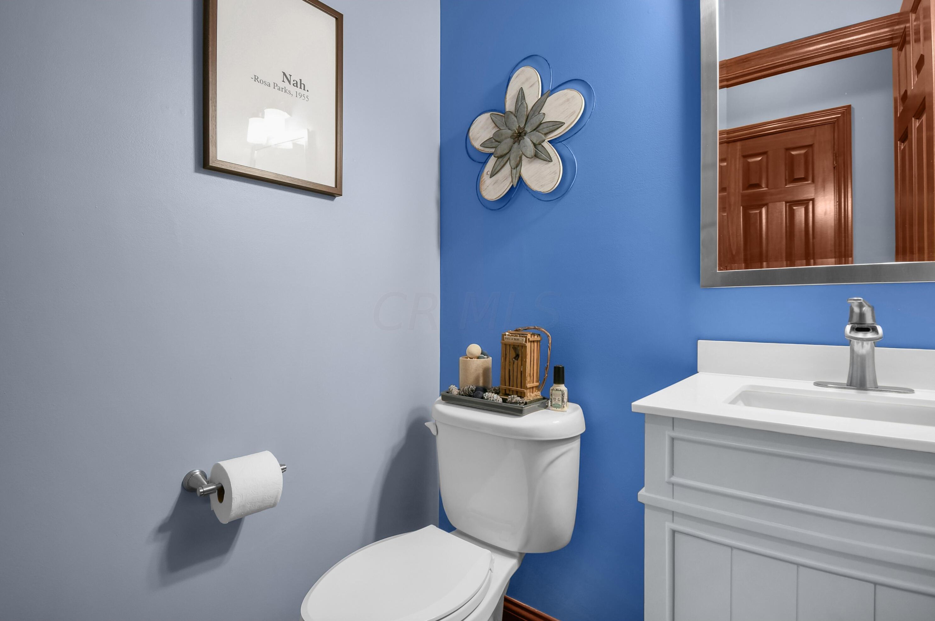 107 Autumn Rush Ct, Columbus OH 43230-8106 exterior