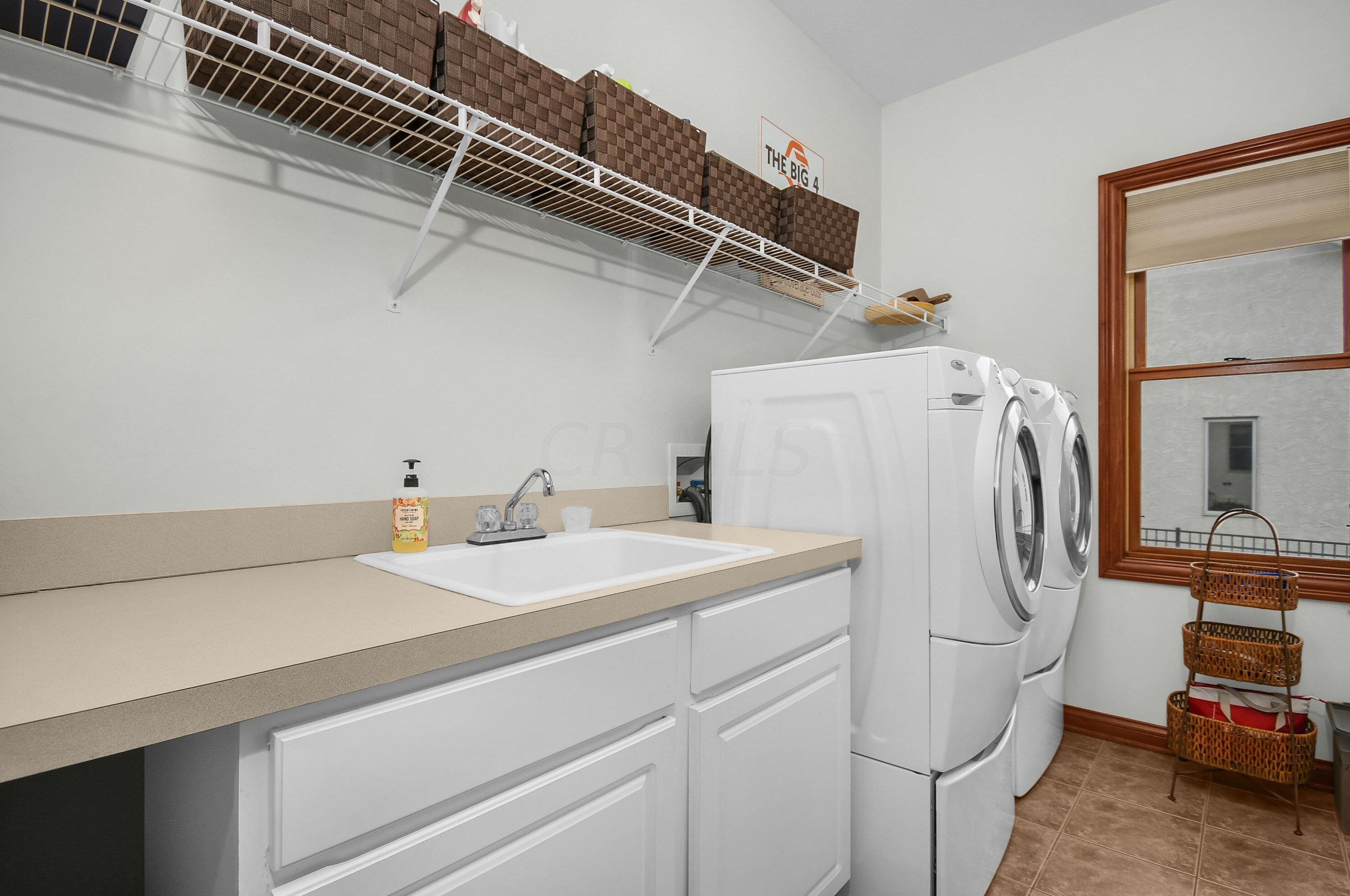 107 Autumn Rush Ct, Columbus OH 43230-8106 exterior