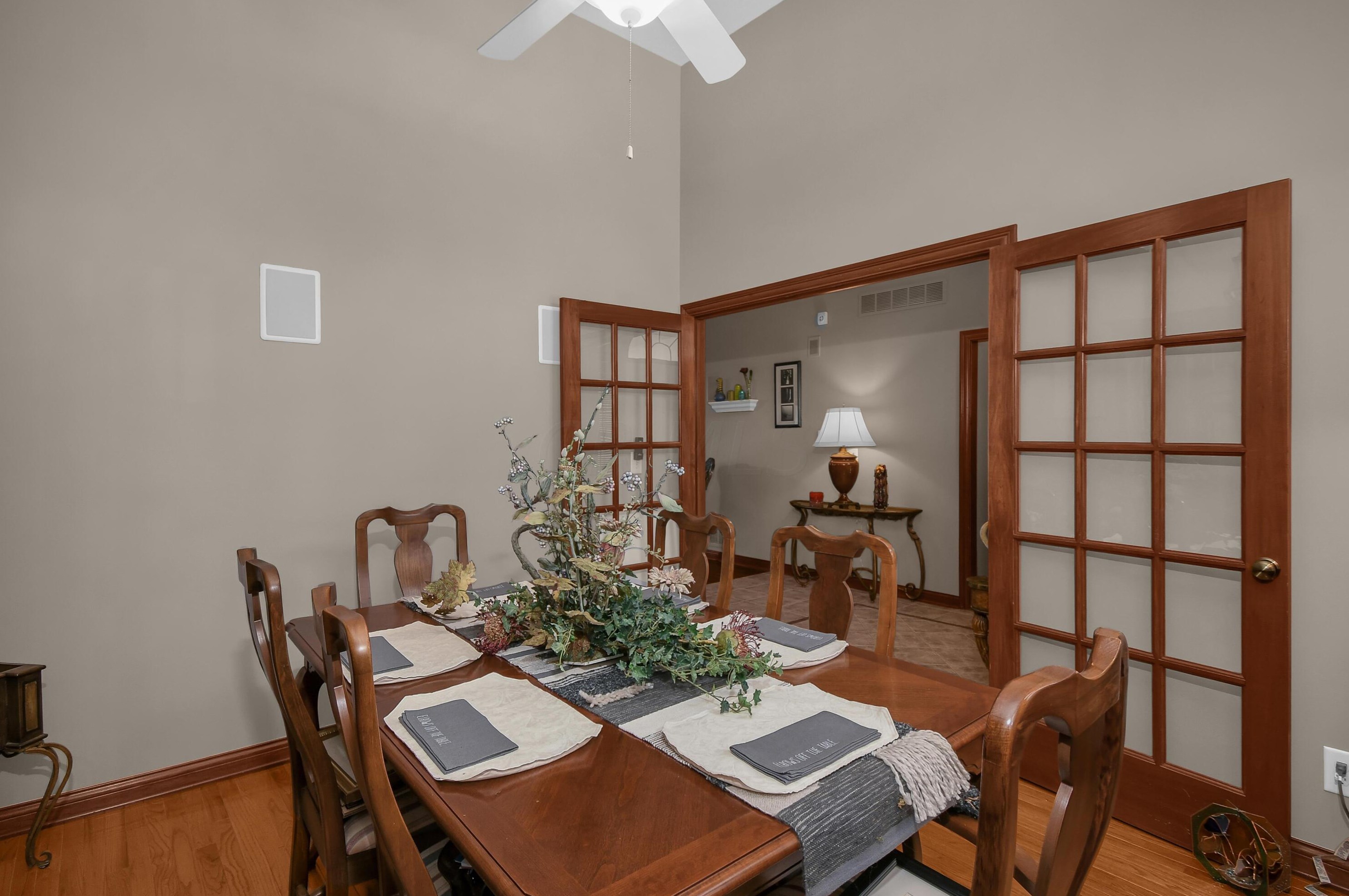 107 Autumn Rush Ct, Columbus OH 43230-8106 exterior