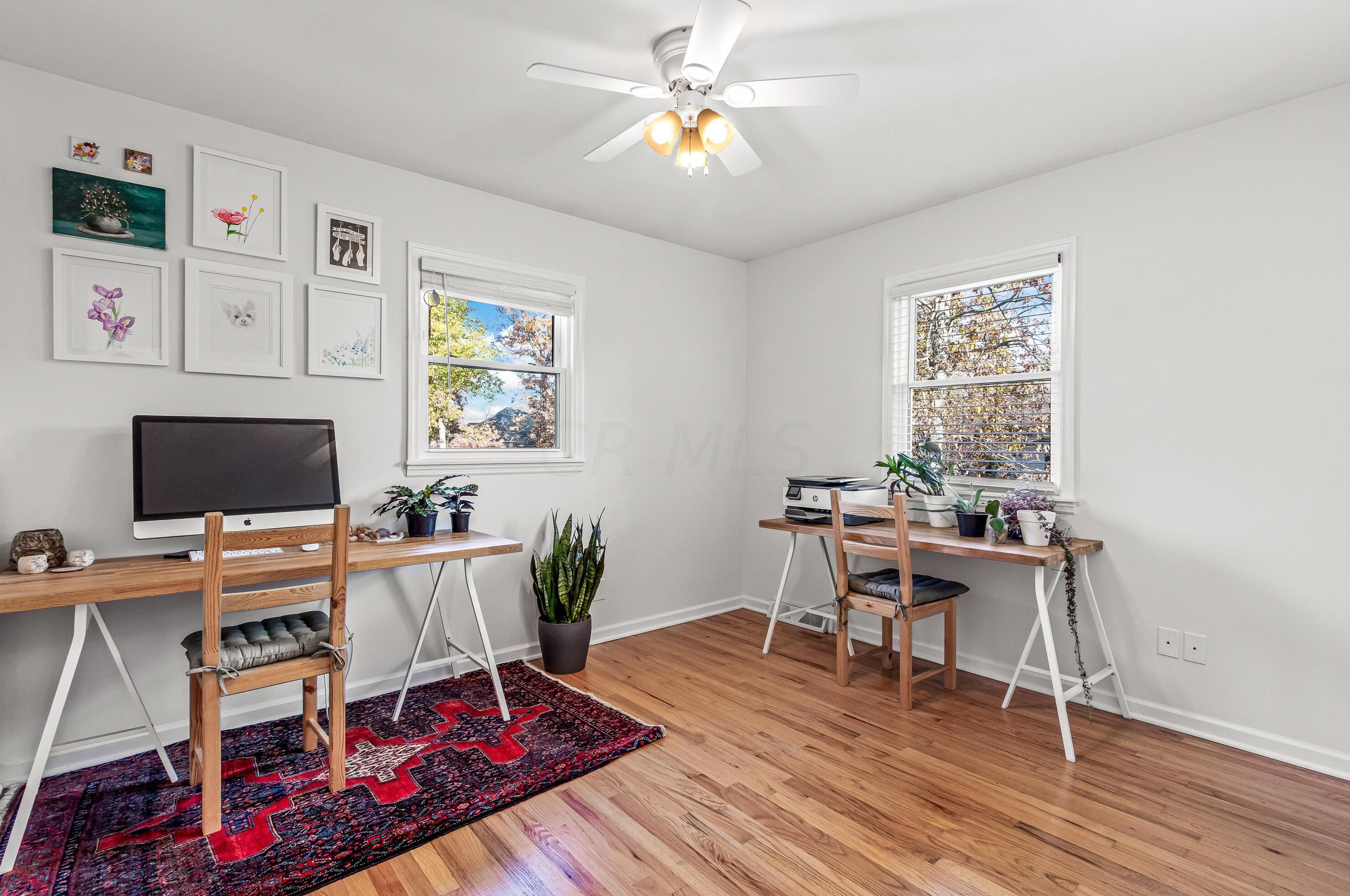 8320 Fairway Dr, Columbus OH 43235-1154 exterior