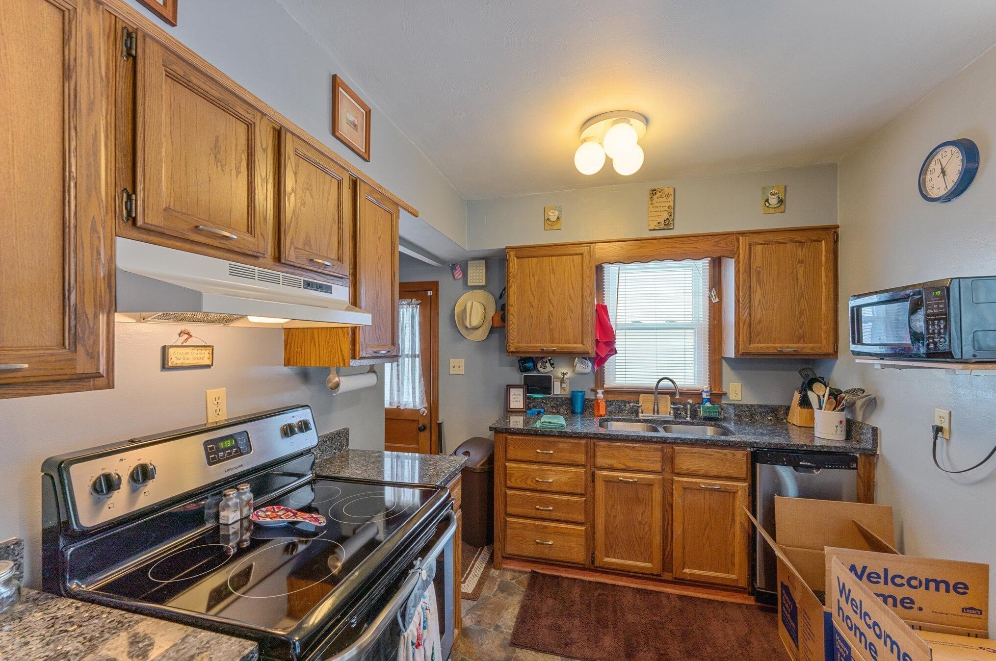 226 Kanawha Ave, Columbus OH 43214-1210 exterior