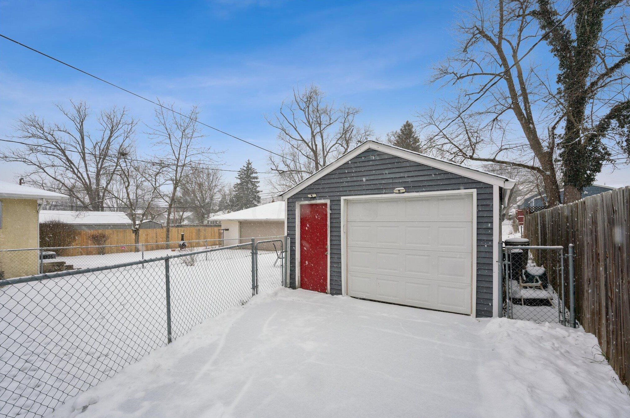 226 Kanawha Ave, Columbus OH 43214-1210 exterior