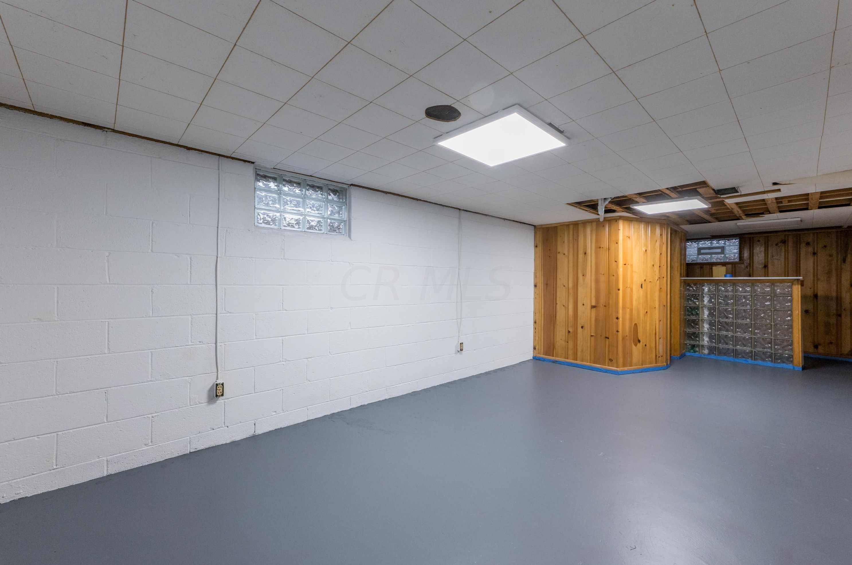 2236 Woodstock Rd, Columbus OH 43221-1844 exterior