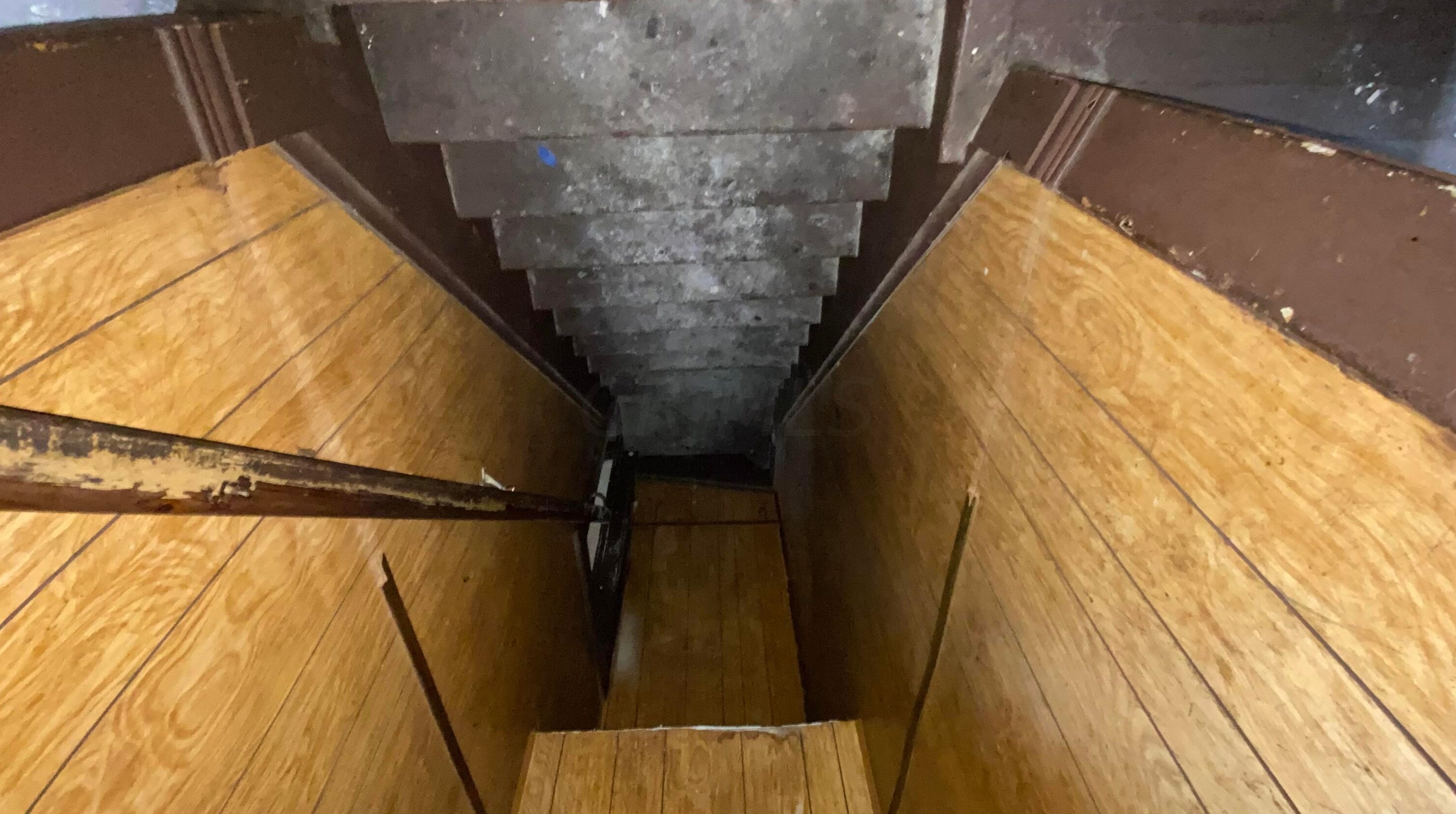 154 Oakley Ave, Columbus OH 43204-3217 exterior