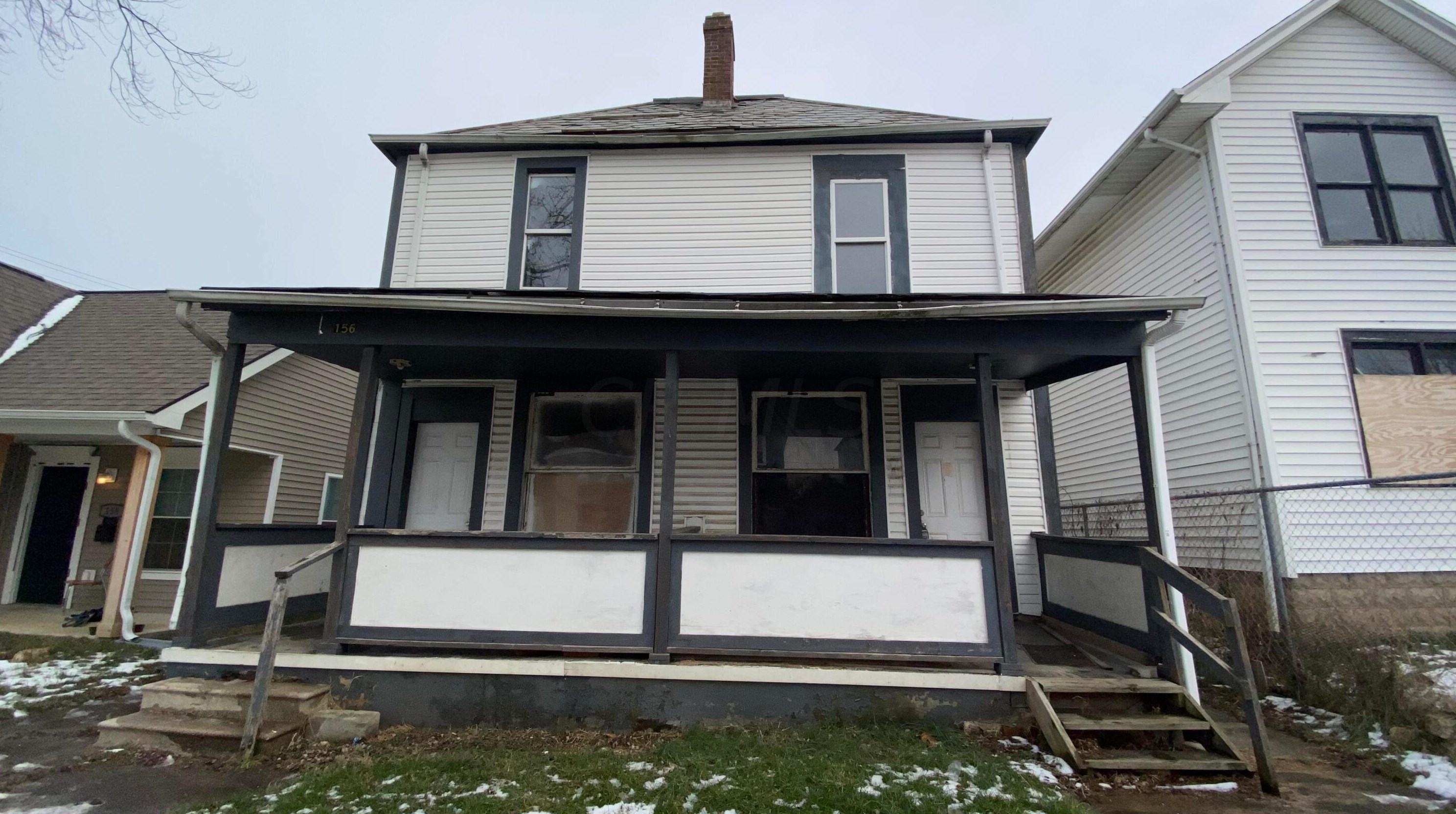 154 Oakley Ave, Columbus OH 43204-3217 exterior