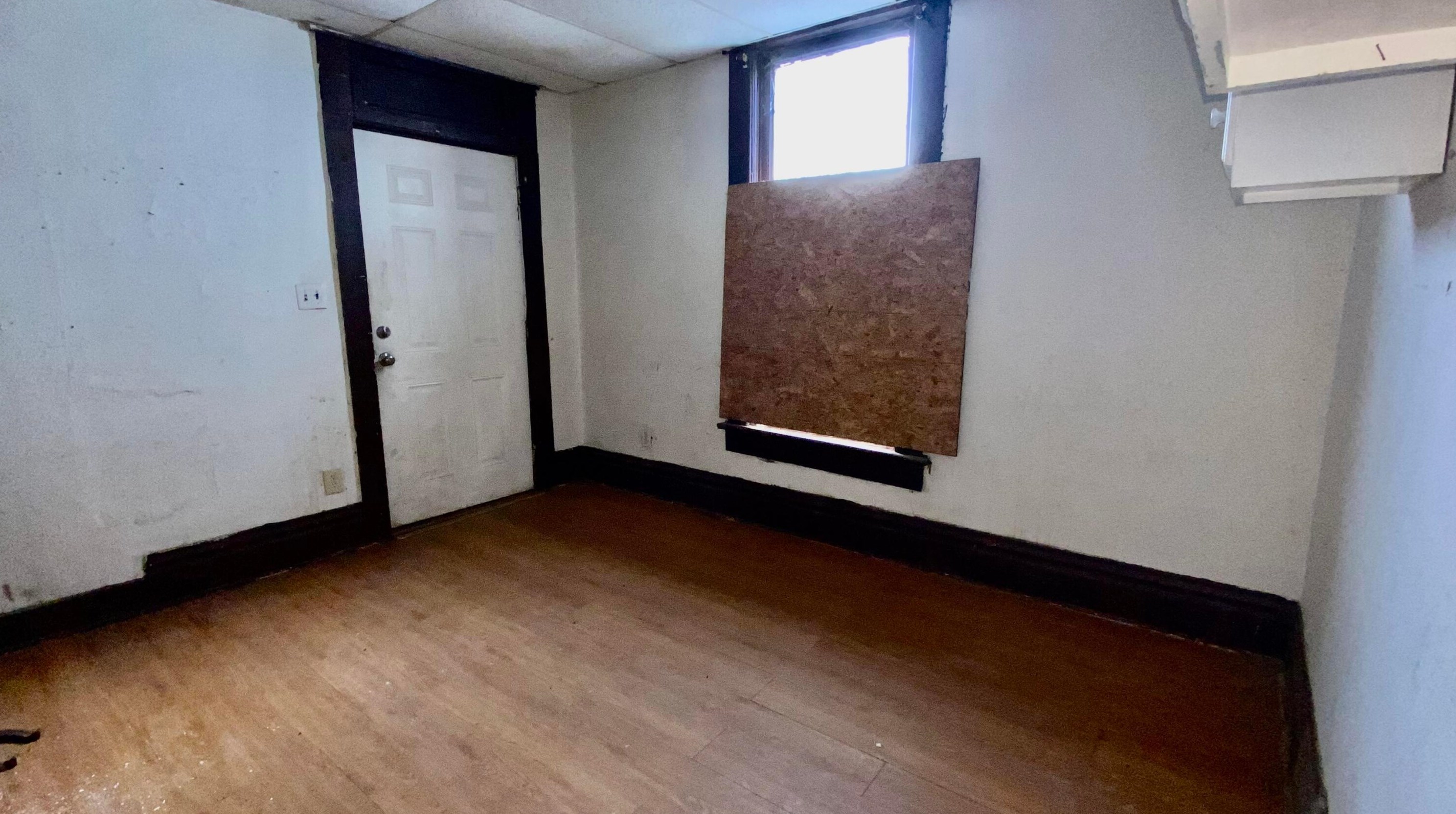 154 Oakley Ave, Columbus OH 43204-3217 exterior