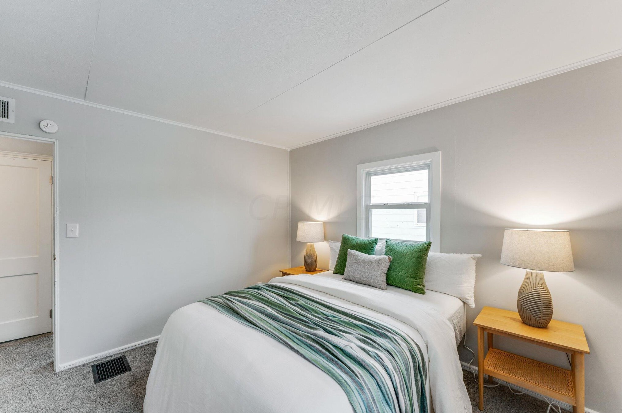 276 Hampton Rd, Columbus OH 43213-2730 exterior