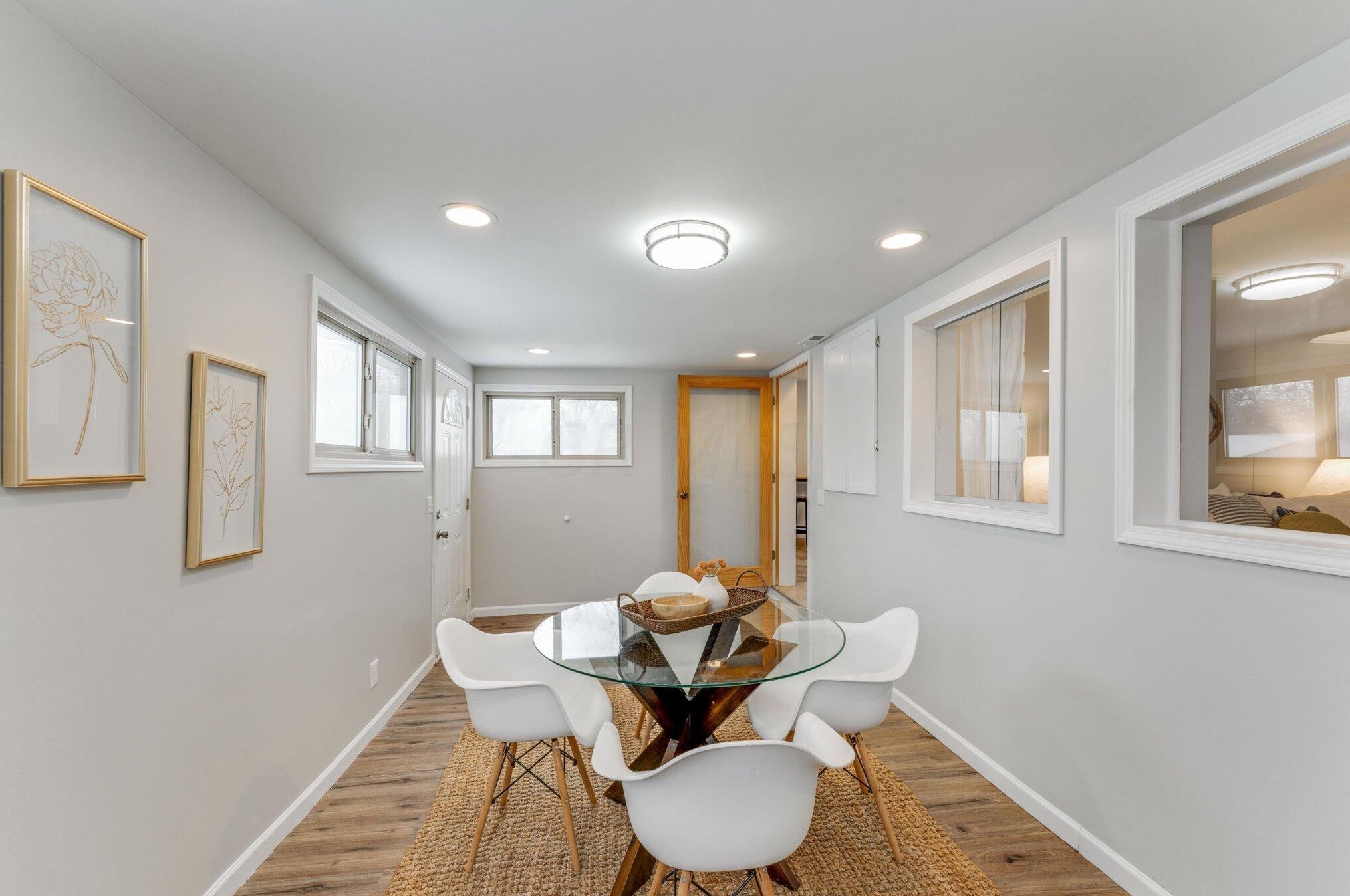 276 Hampton Rd, Columbus OH 43213-2730 exterior