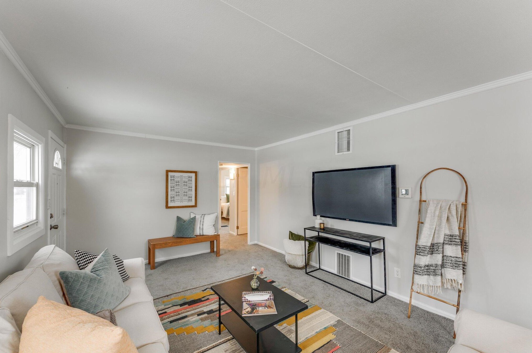 276 Hampton Rd, Columbus OH 43213-2730 exterior