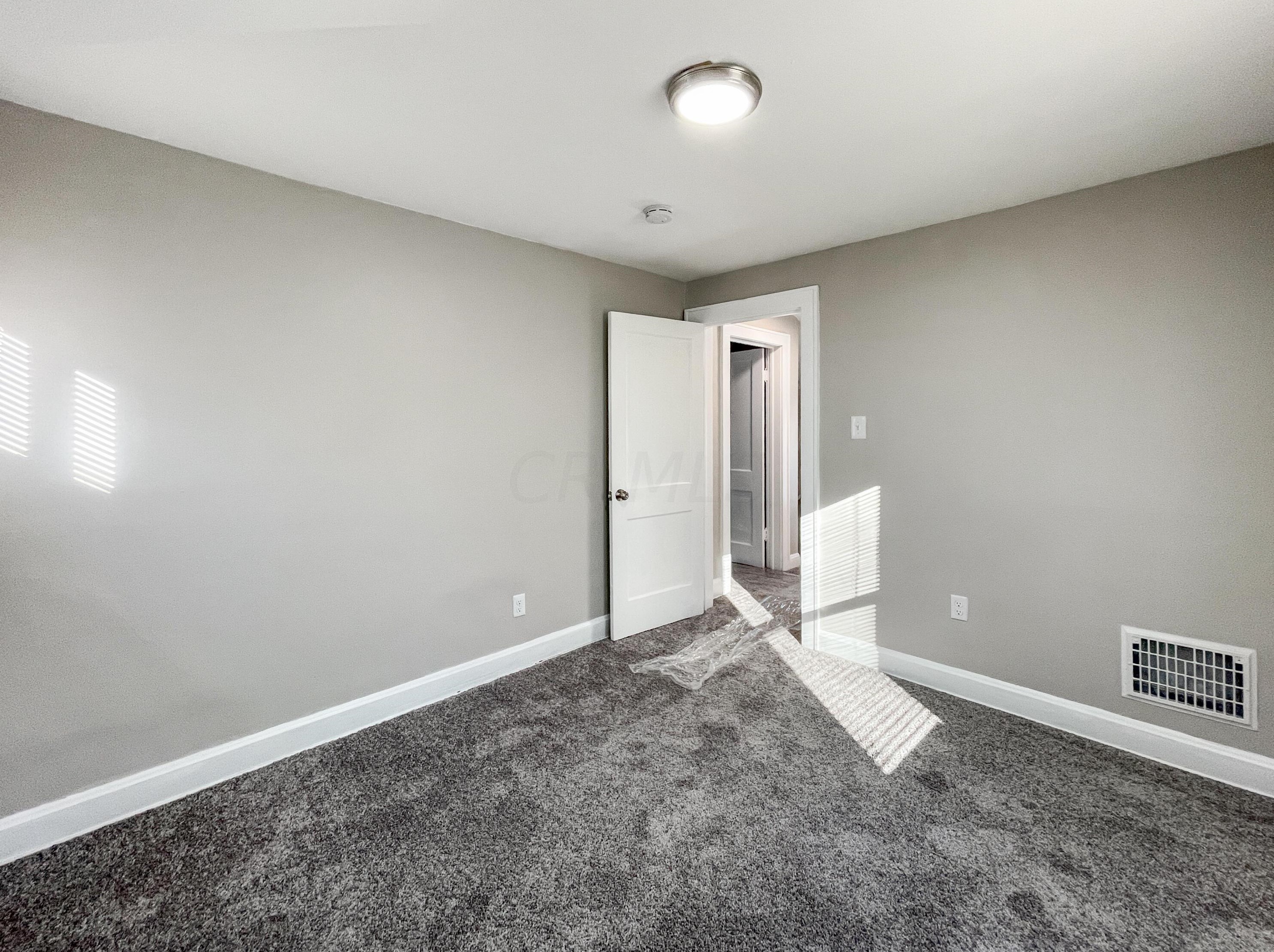 2378 Velma Ave, Columbus OH  43211-2056 exterior