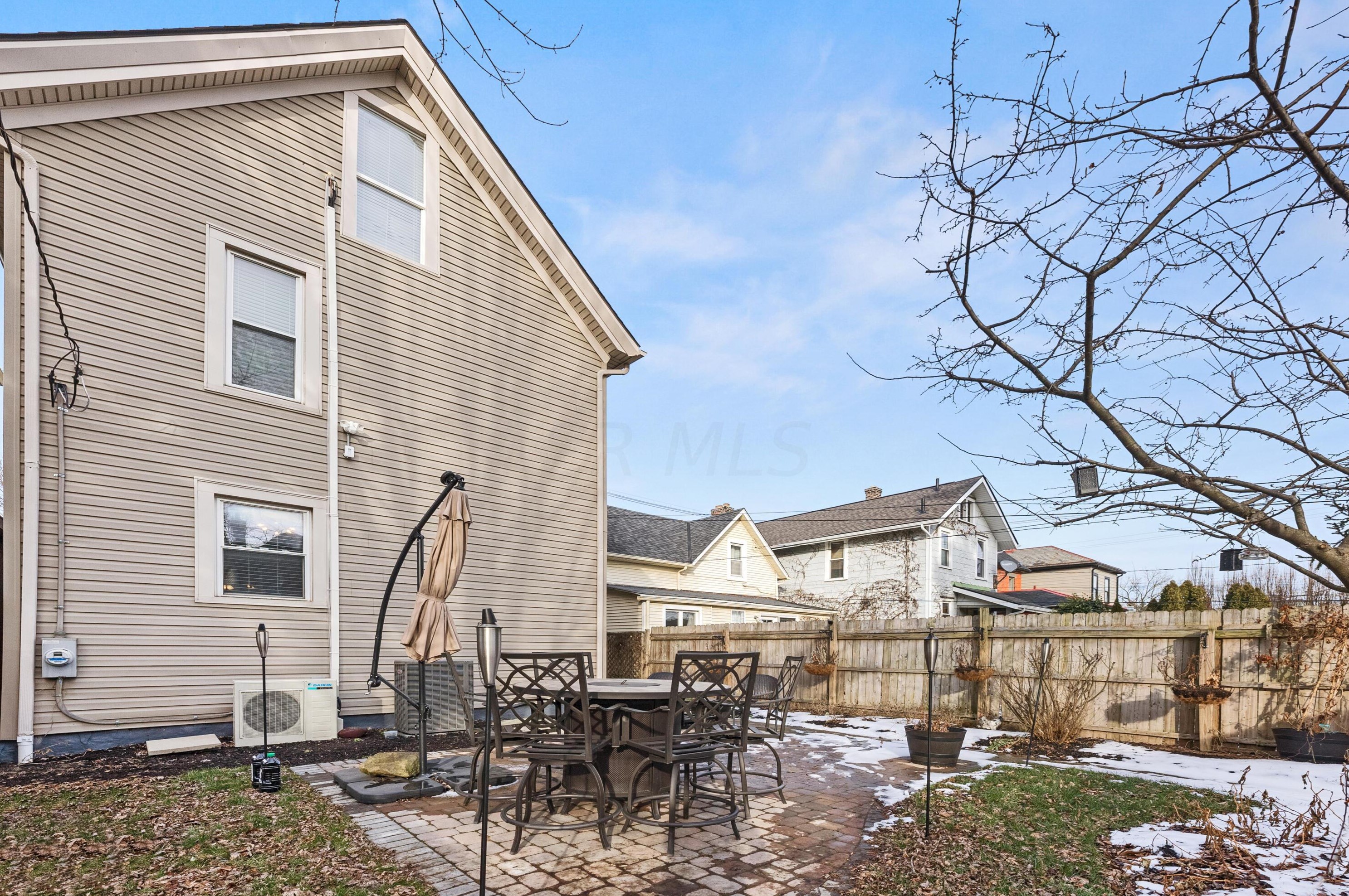 439 Deshler Ave, Columbus OH  43206-2716 exterior