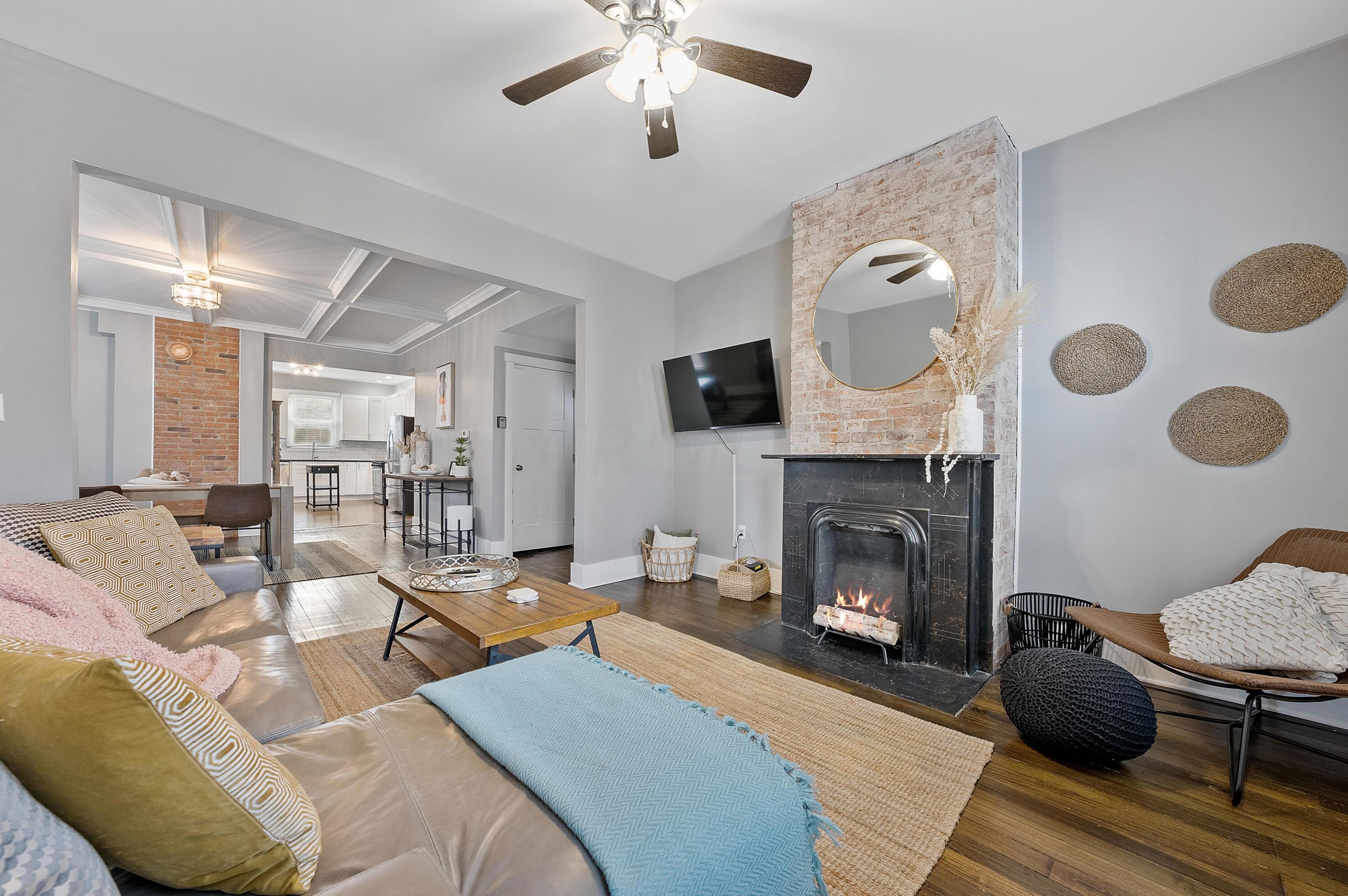 439 Deshler Ave, Columbus OH  43206-2716 exterior