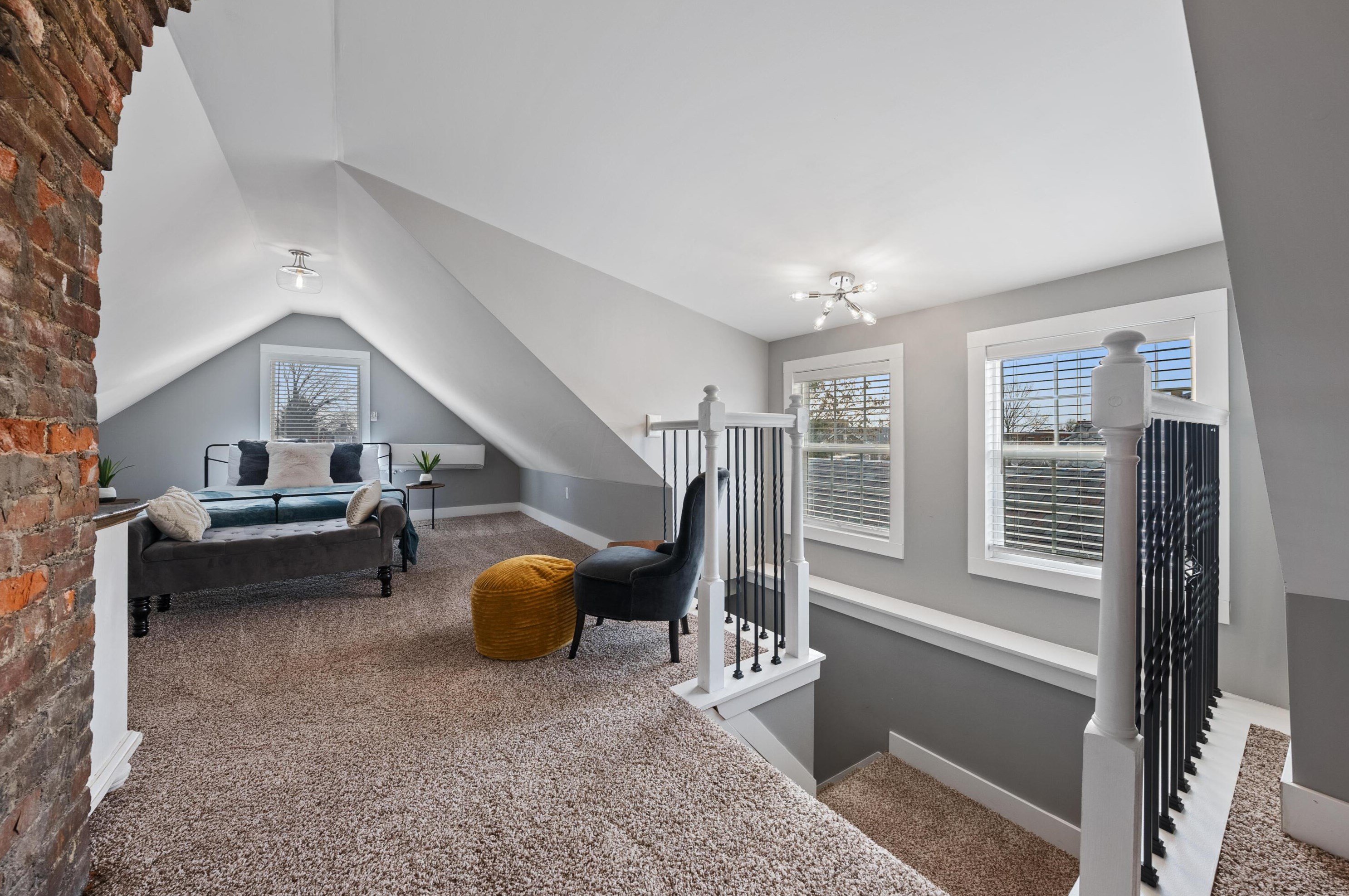 439 Deshler Ave, Columbus OH  43206-2716 exterior