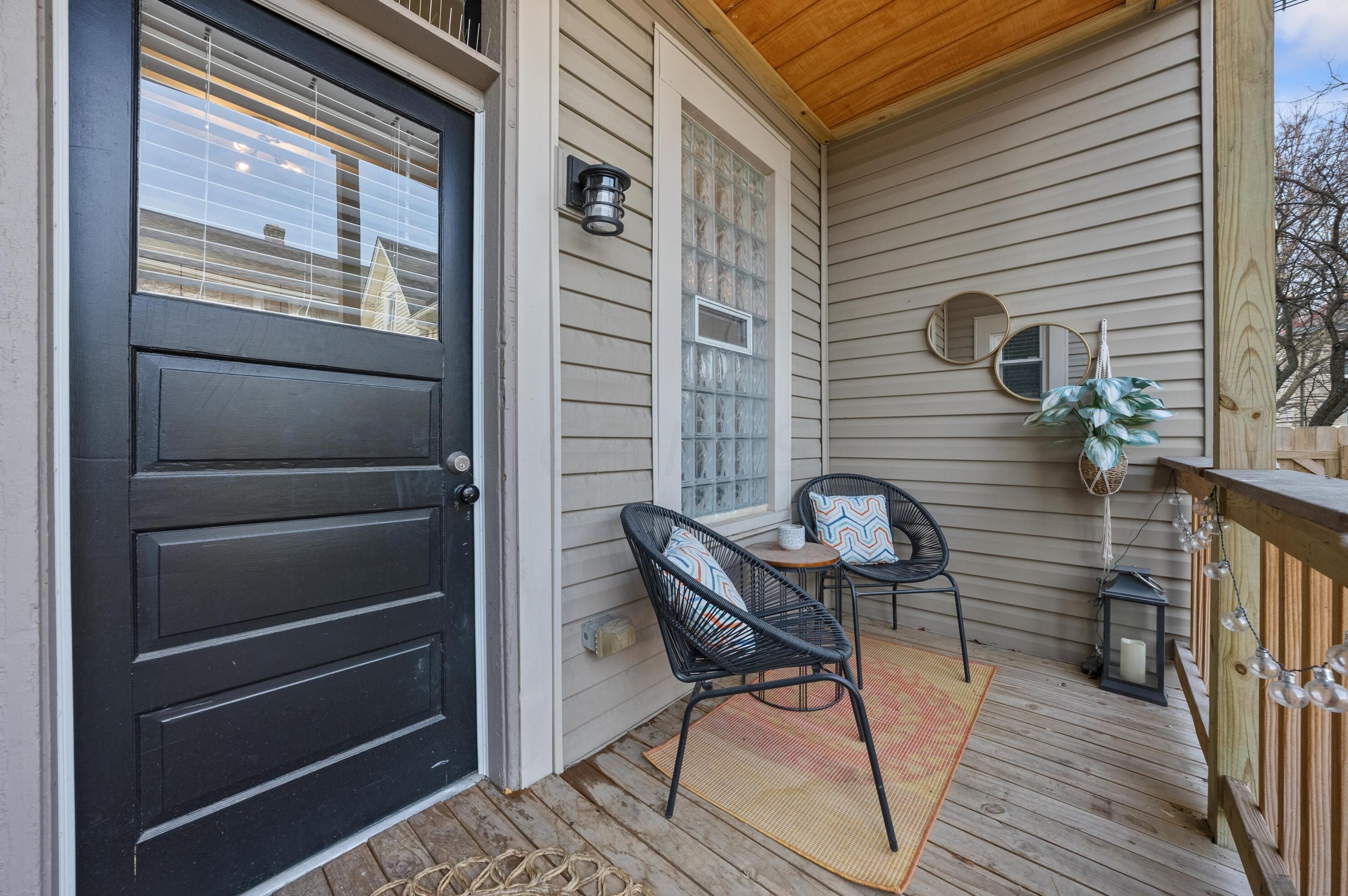 439 Deshler Ave, Columbus OH  43206-2716 exterior