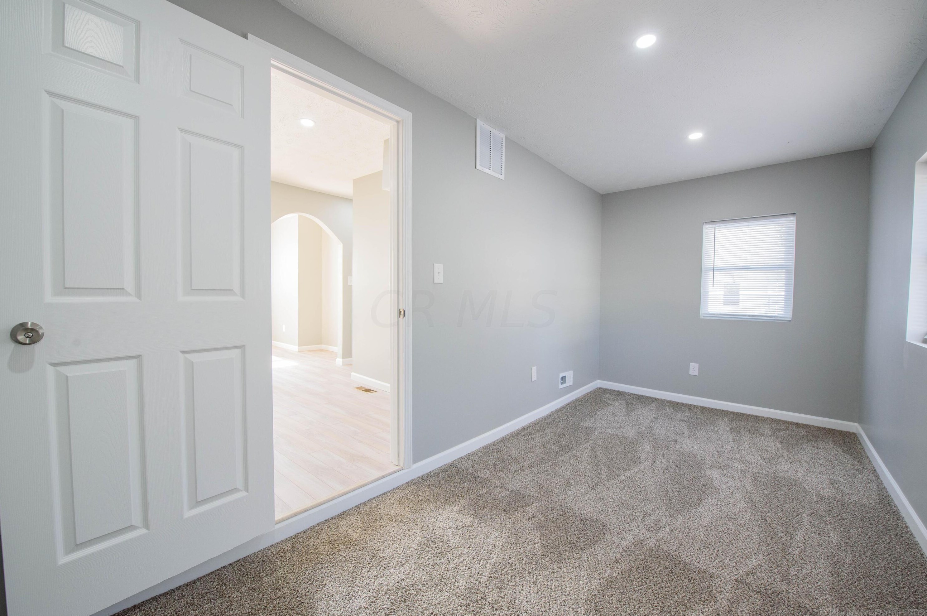 1972 Cooke Rd, Columbus OH  43224-2412 exterior