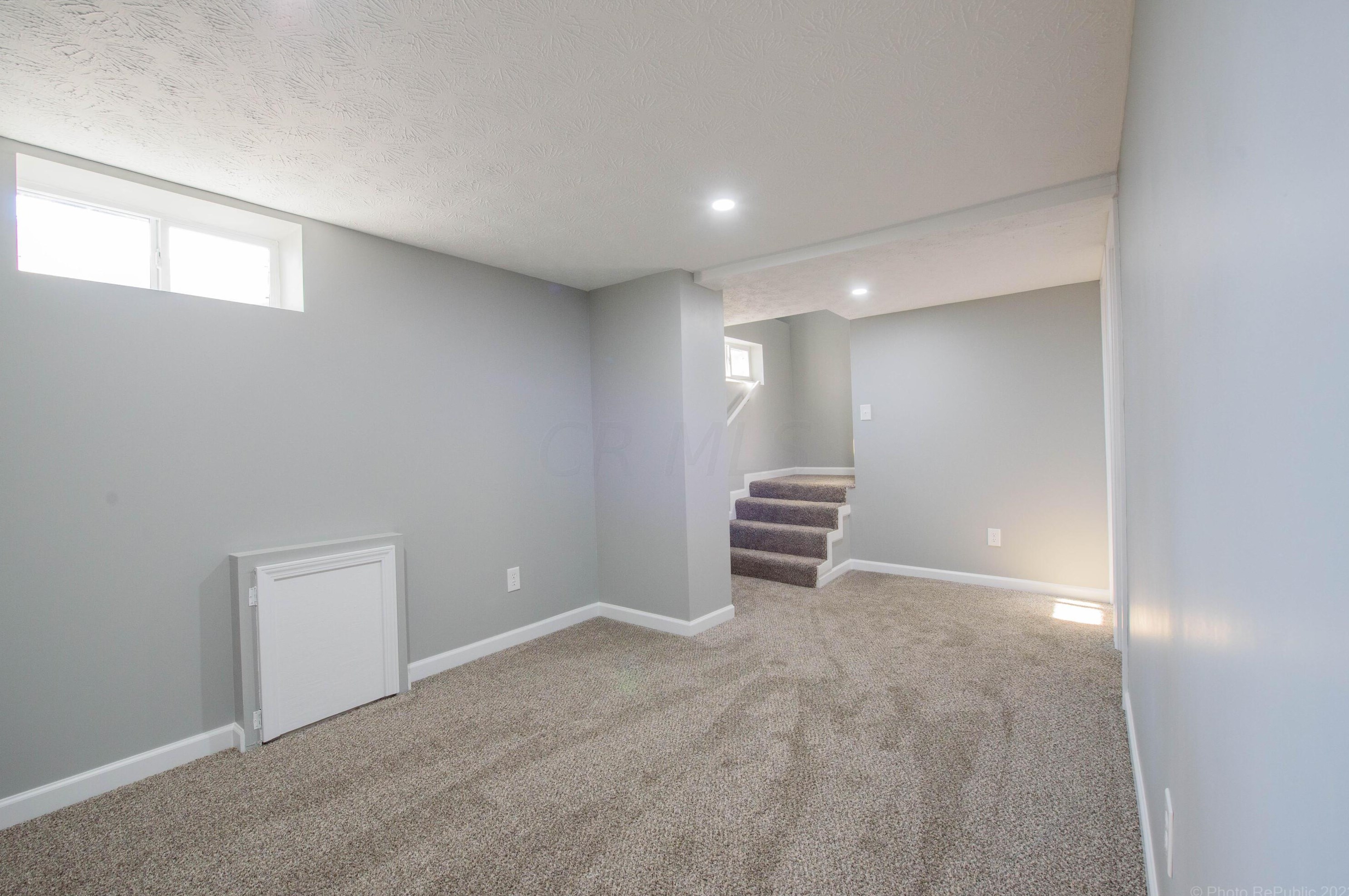 1972 Cooke Rd, Columbus OH  43224-2412 exterior