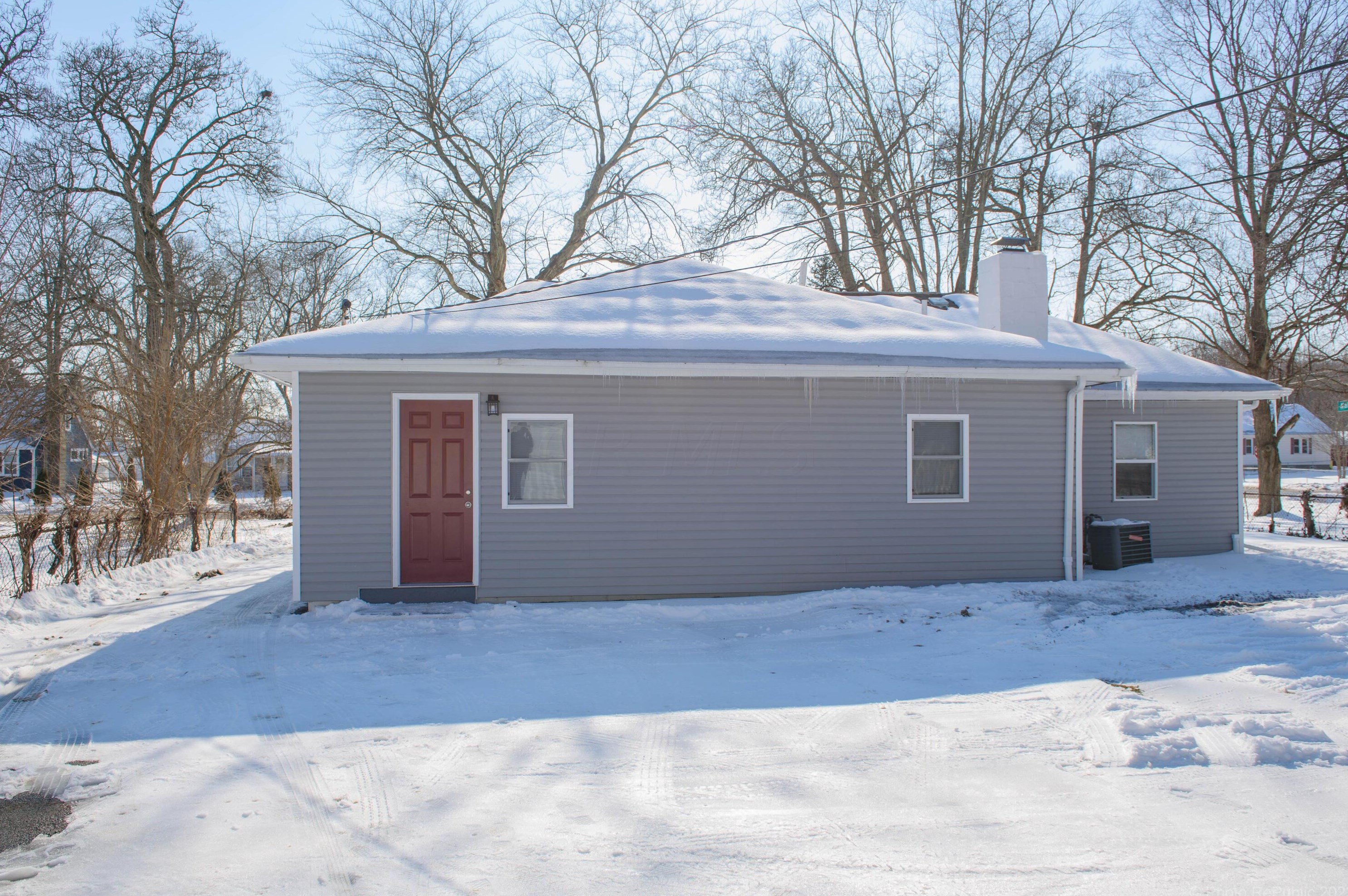 1972 Cooke Rd, Columbus OH  43224-2412 exterior