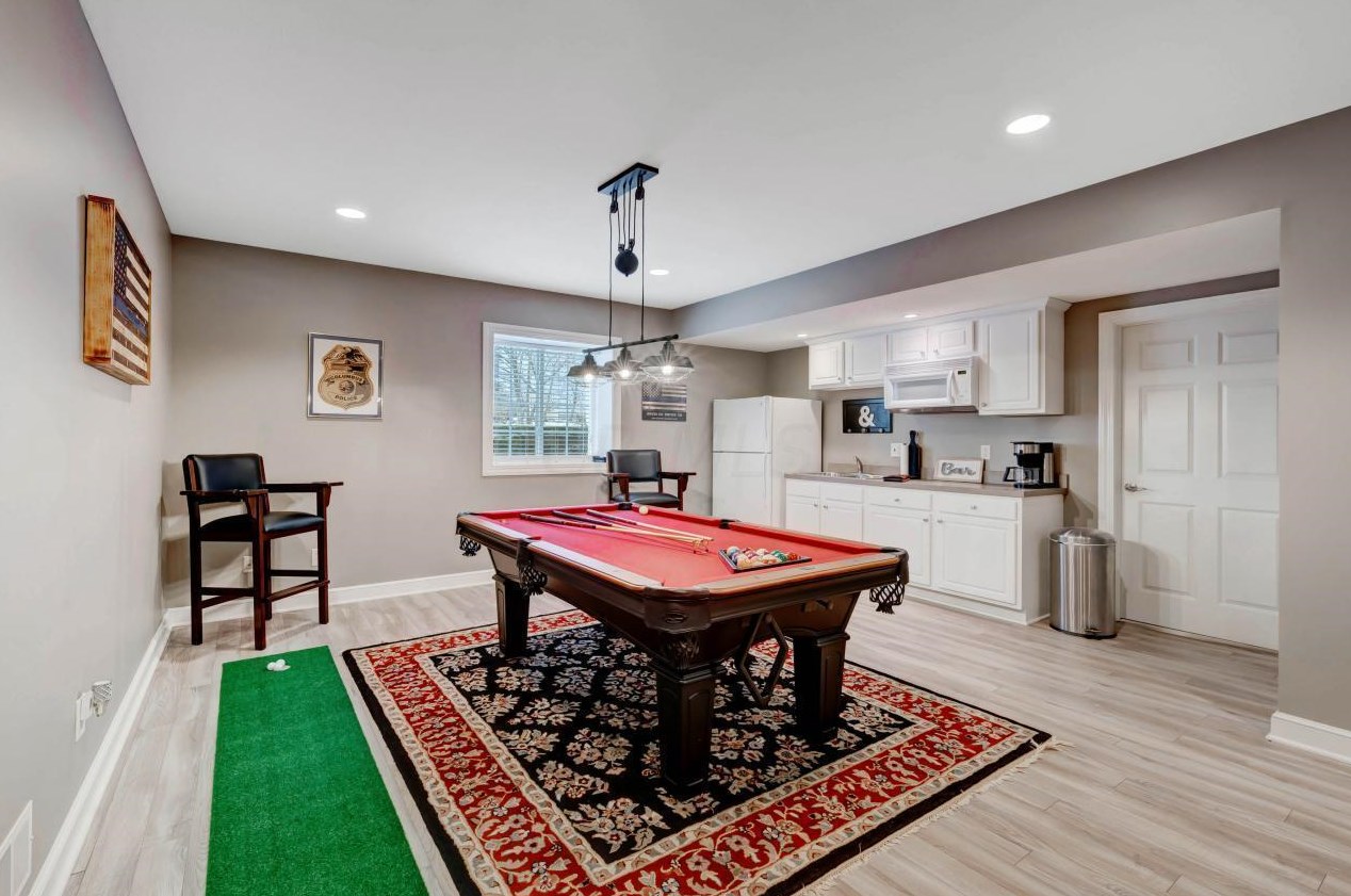 5805 Havens Cor Rd, Columbus OH 43230-3142 exterior