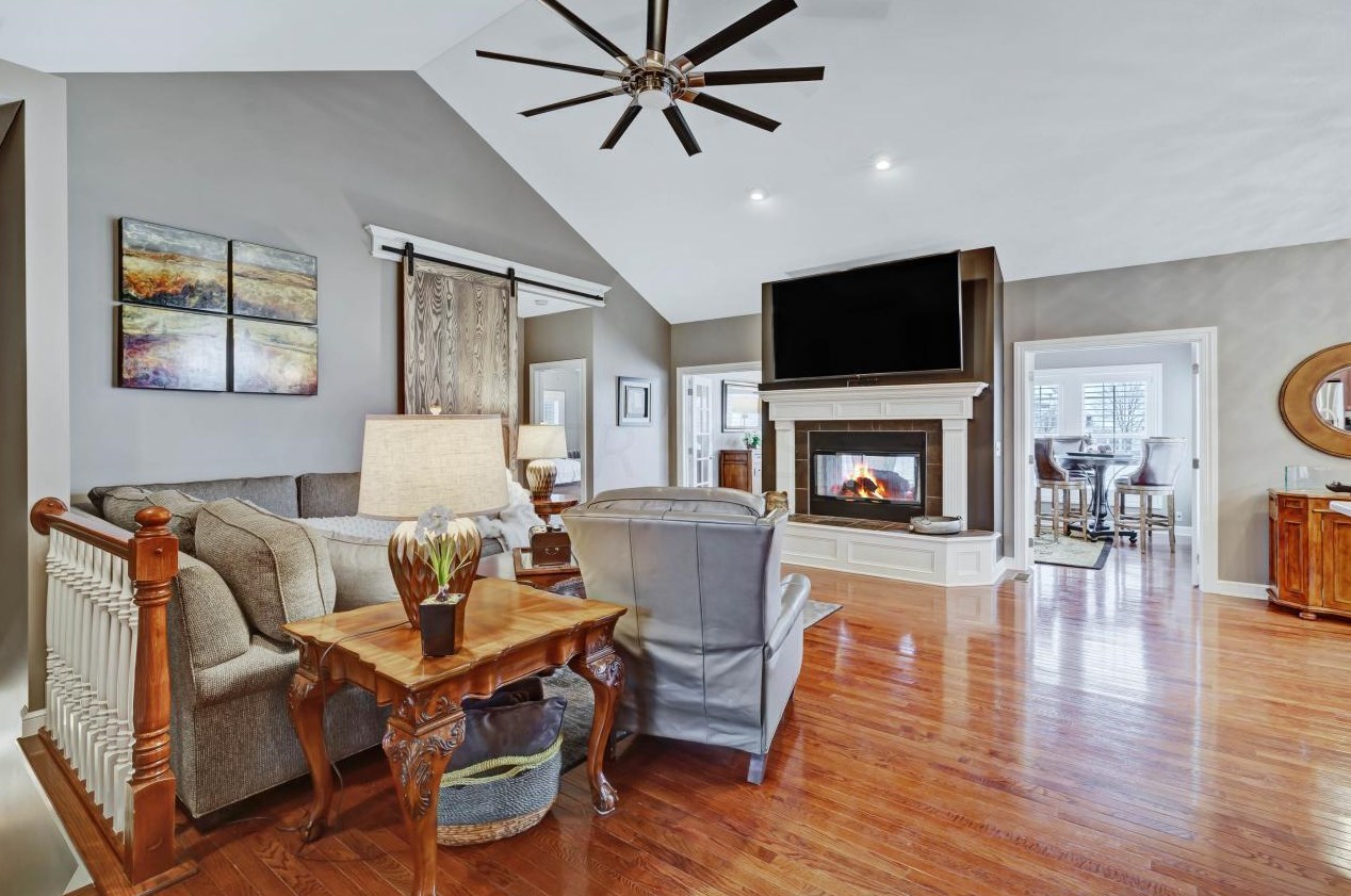 5805 Havens Cor Rd, Columbus OH 43230-3142 exterior