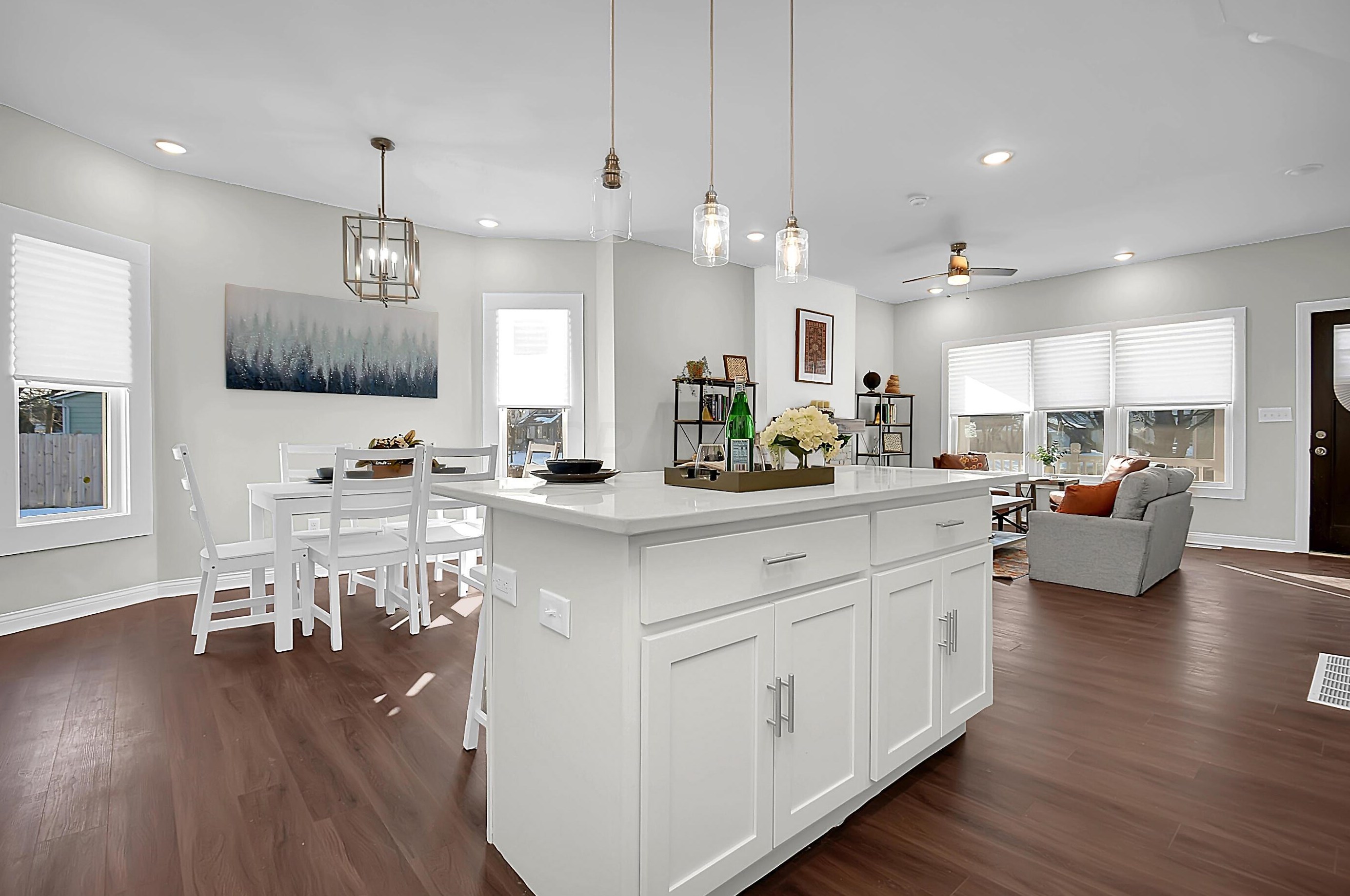 408 Eureka Ave, Columbus OH  43204-3438 exterior