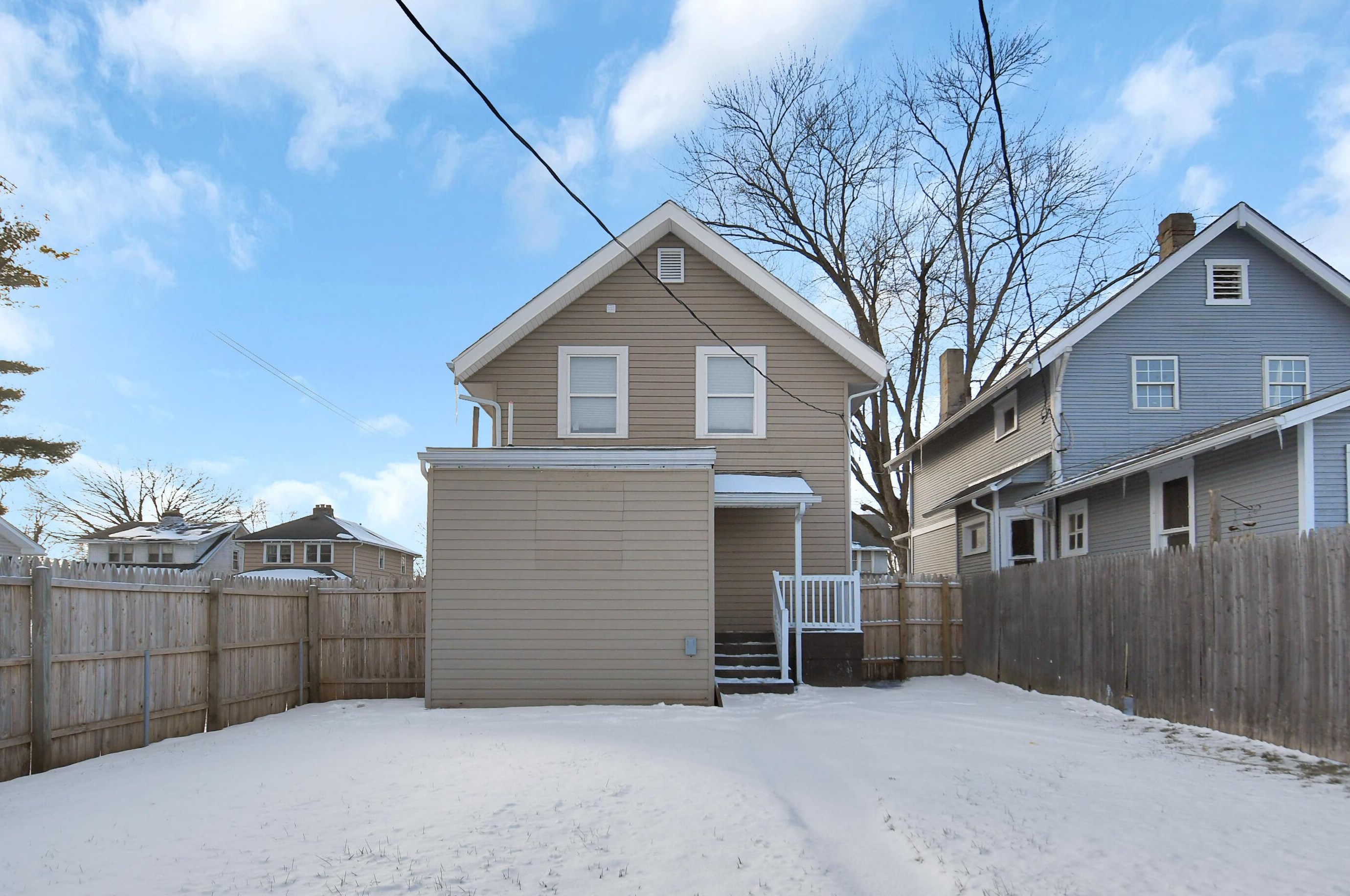 408 Eureka Ave, Columbus OH  43204-3438 exterior