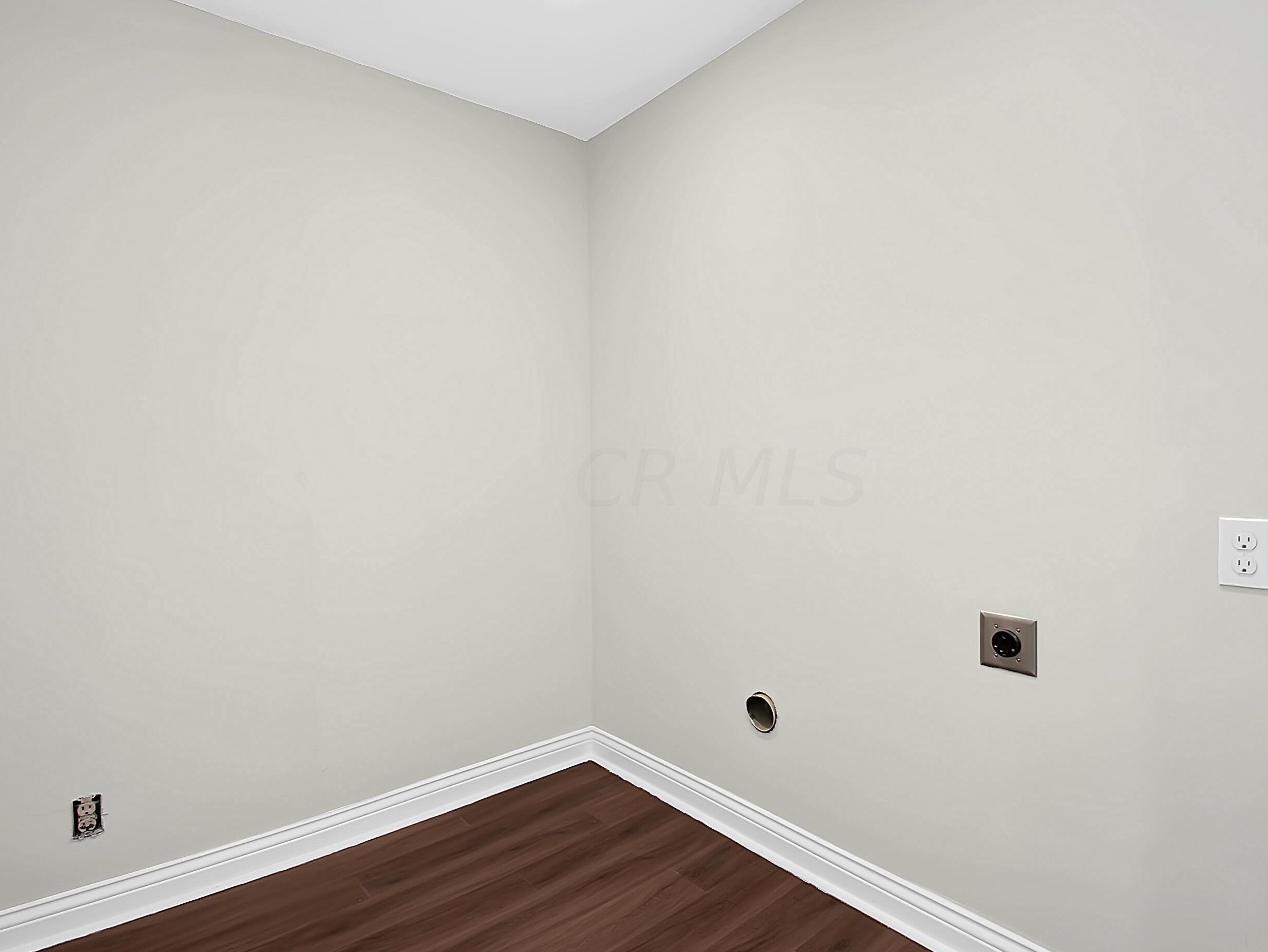 408 Eureka Ave, Columbus OH  43204-3438 exterior