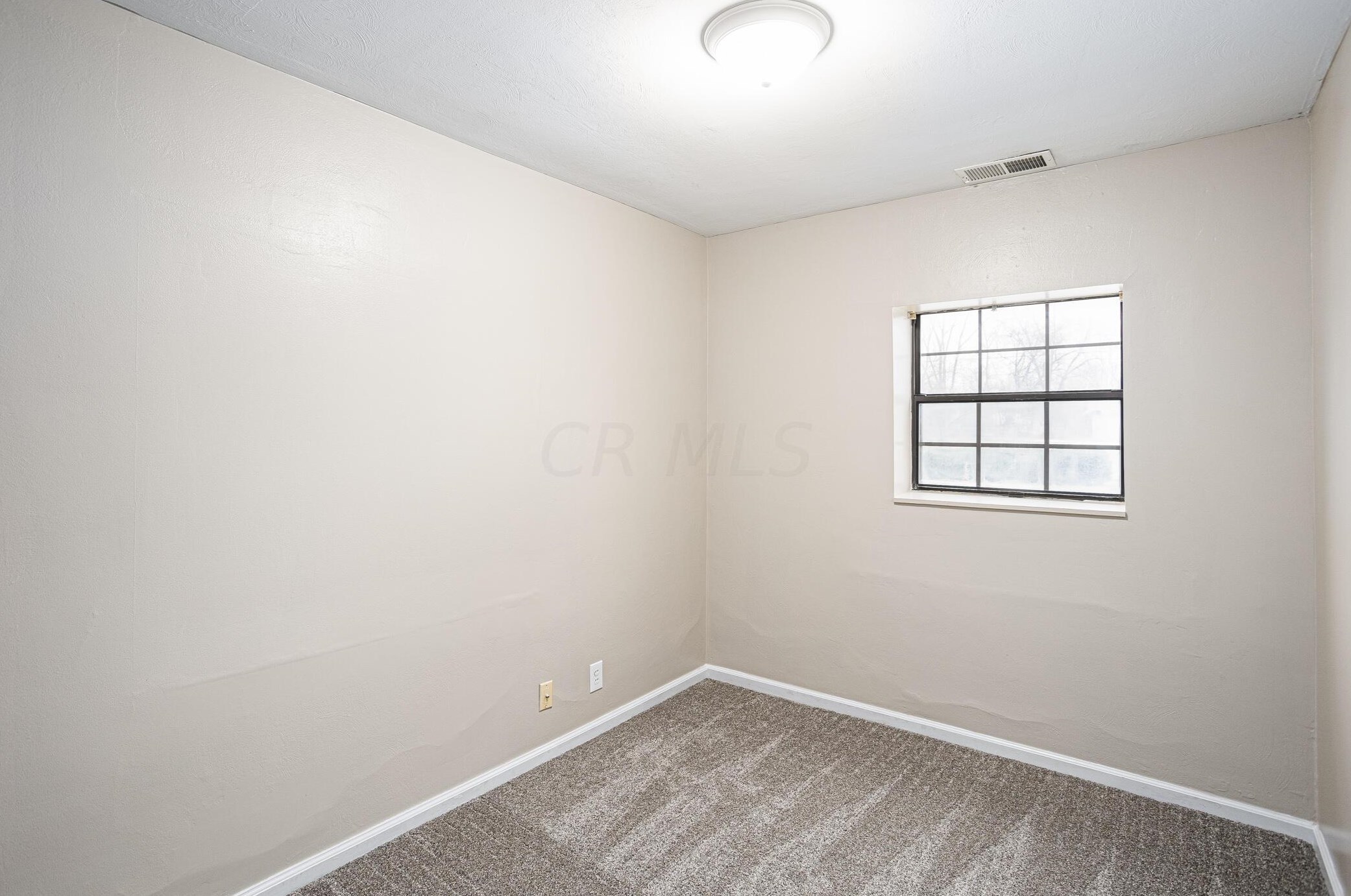 2833 Fairwood Ave, Columbus OH 43206-1870 exterior