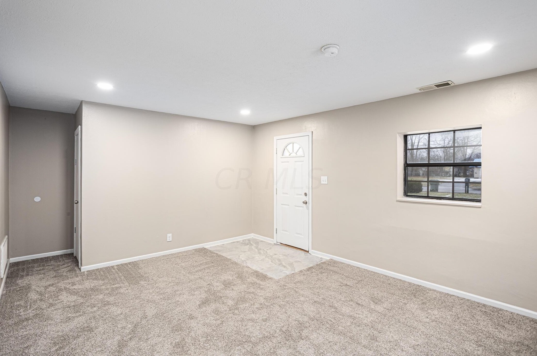 2833 Fairwood Ave, Columbus OH 43206-1870 exterior